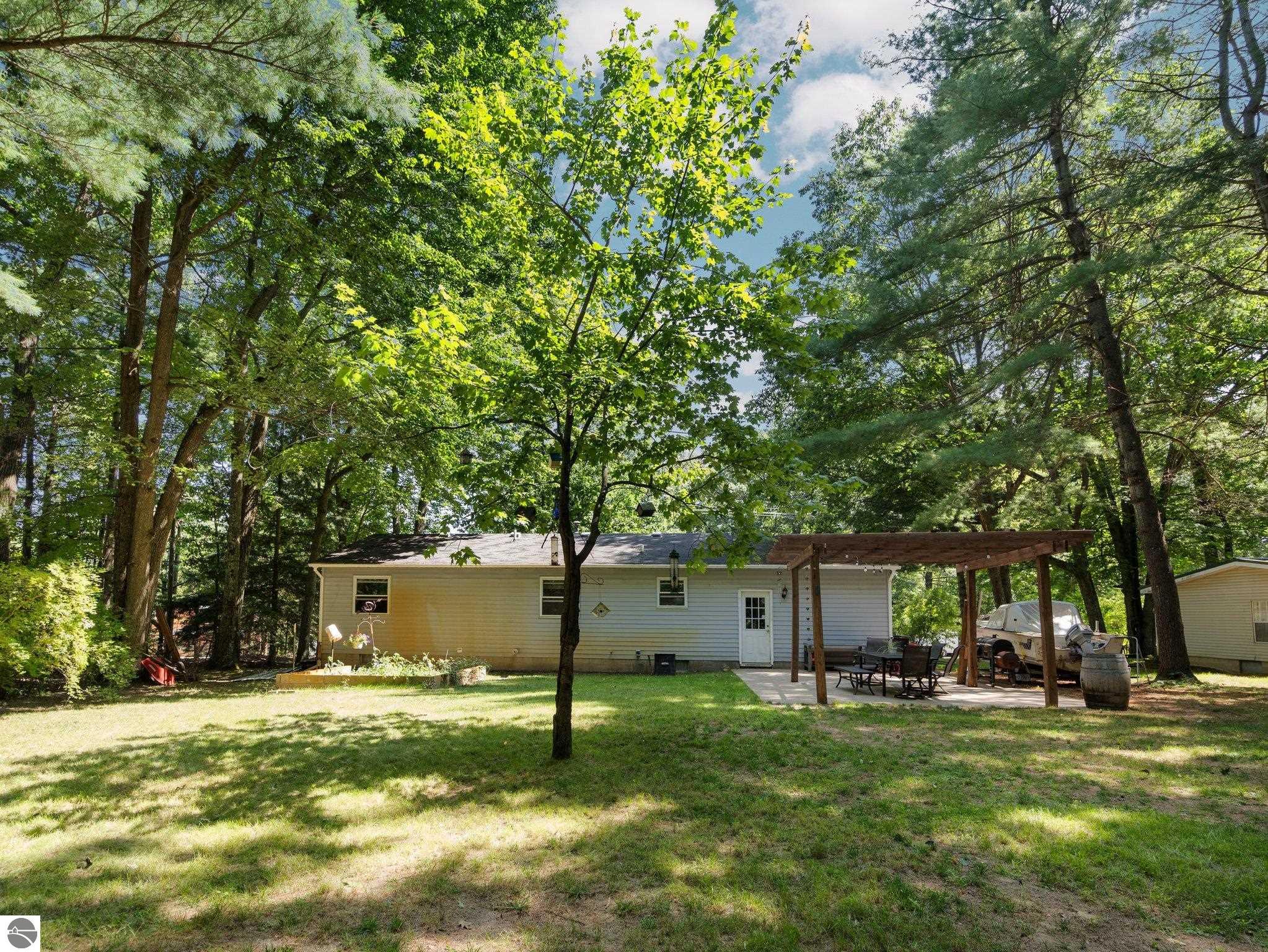 10304 Wildwood Road