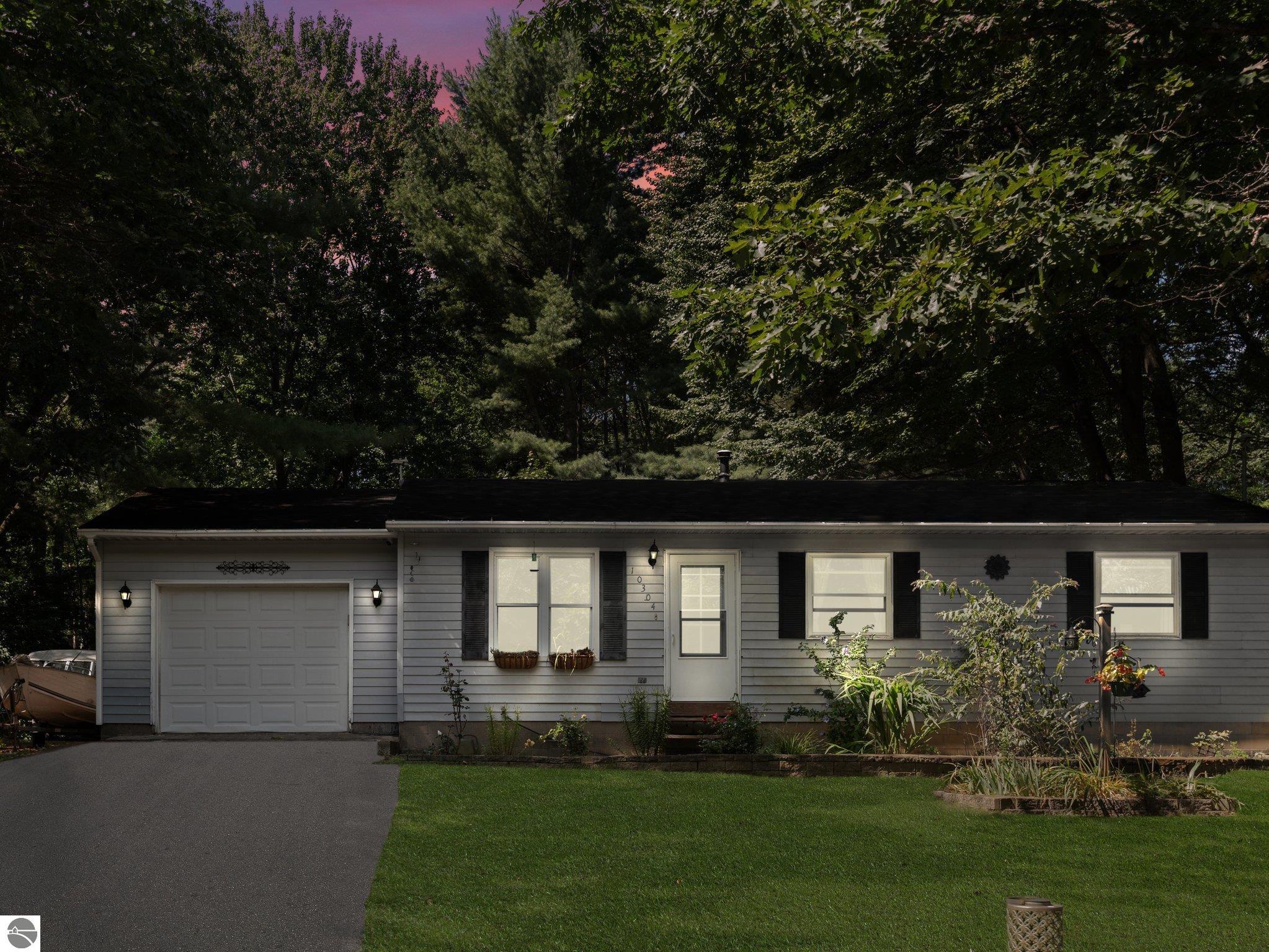 10304 Wildwood Road