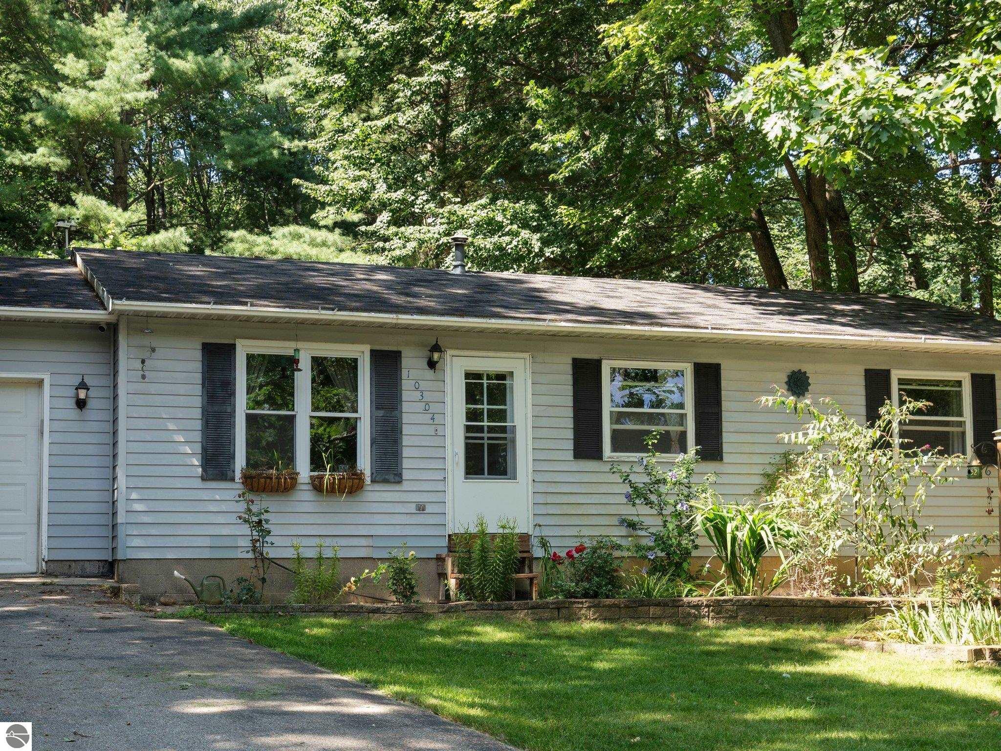 10304 Wildwood Road