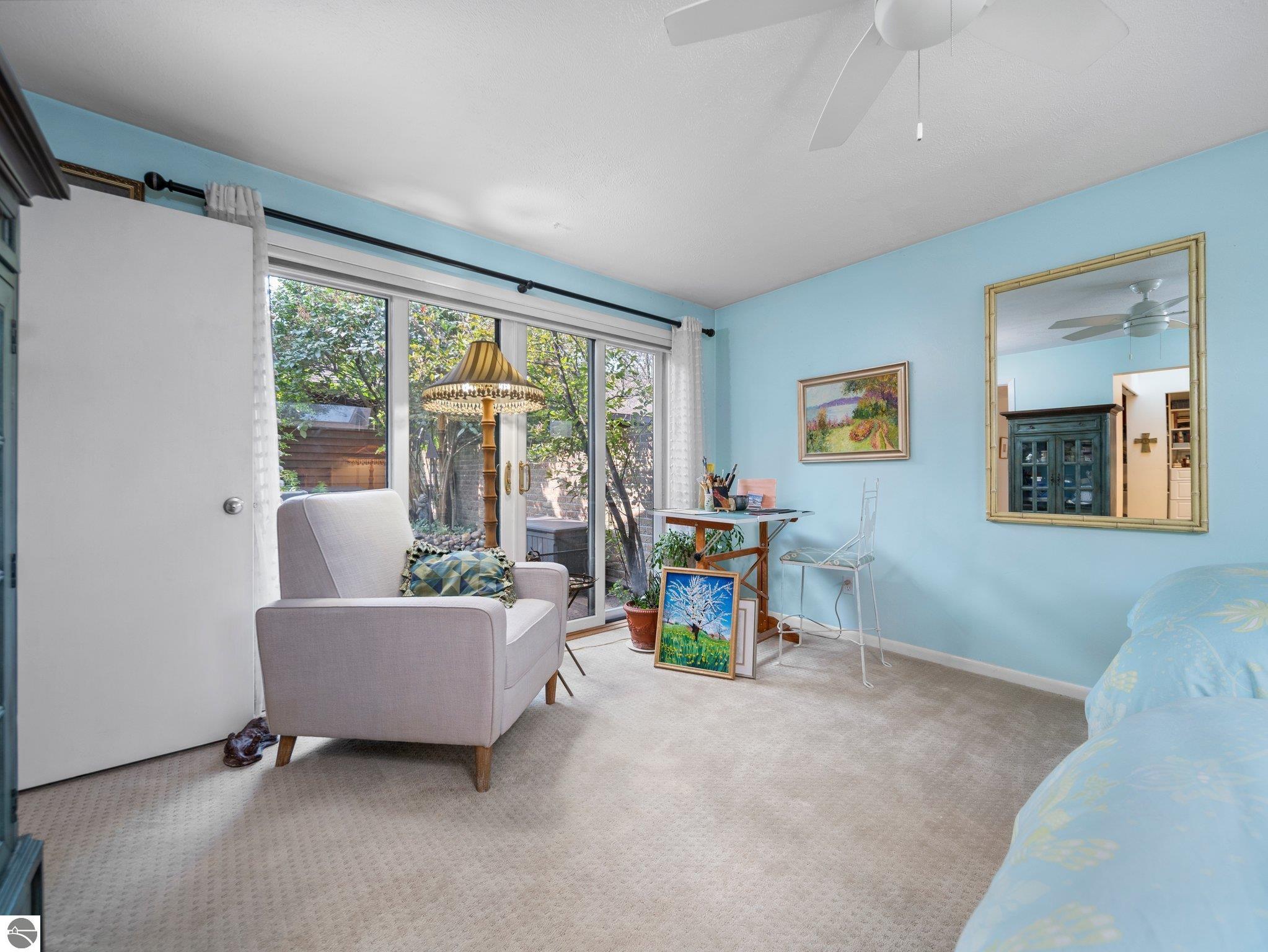 2155 Hammond Place Center