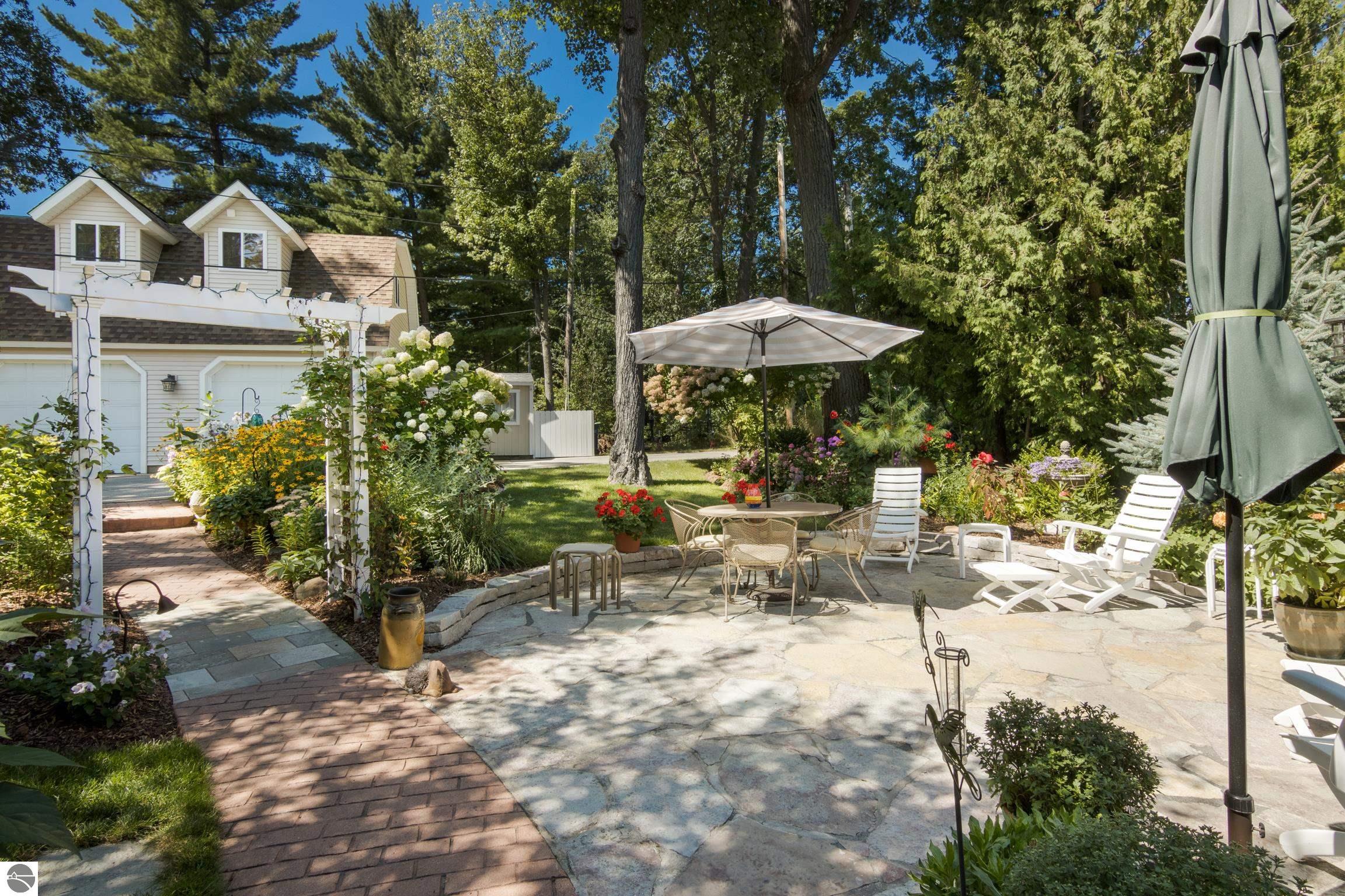 440 S East Bay Boulevard