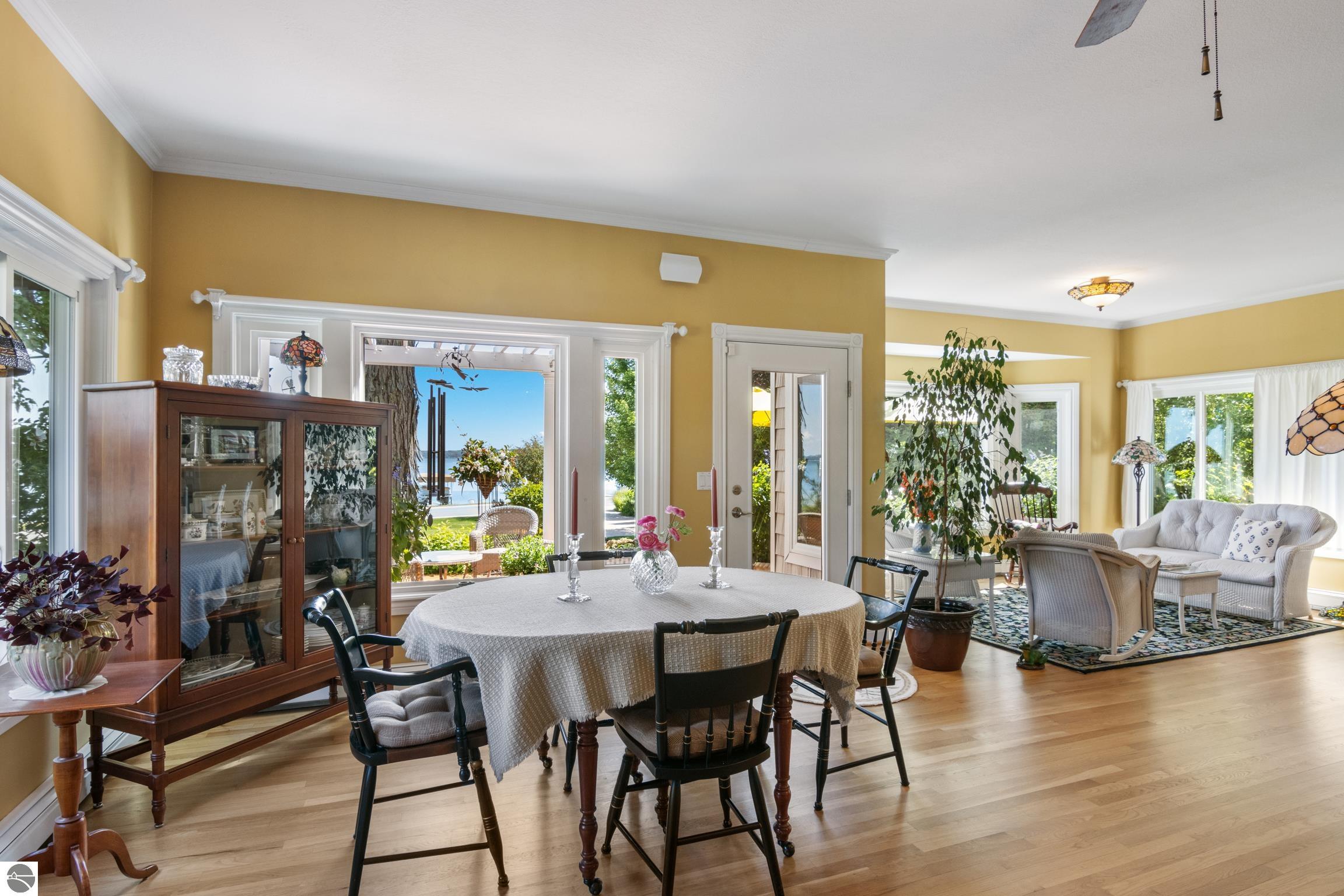 440 S East Bay Boulevard