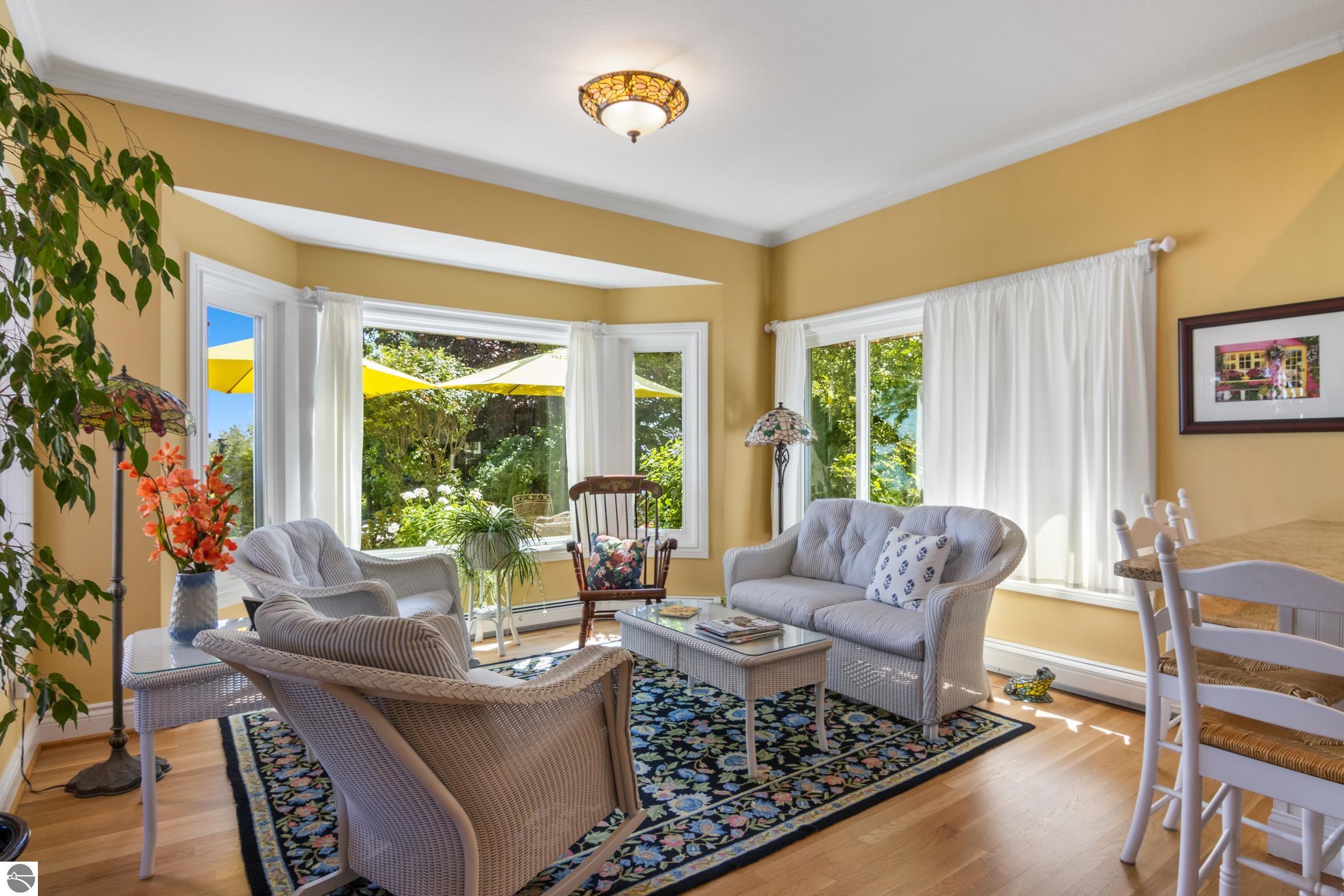440 S East Bay Boulevard
