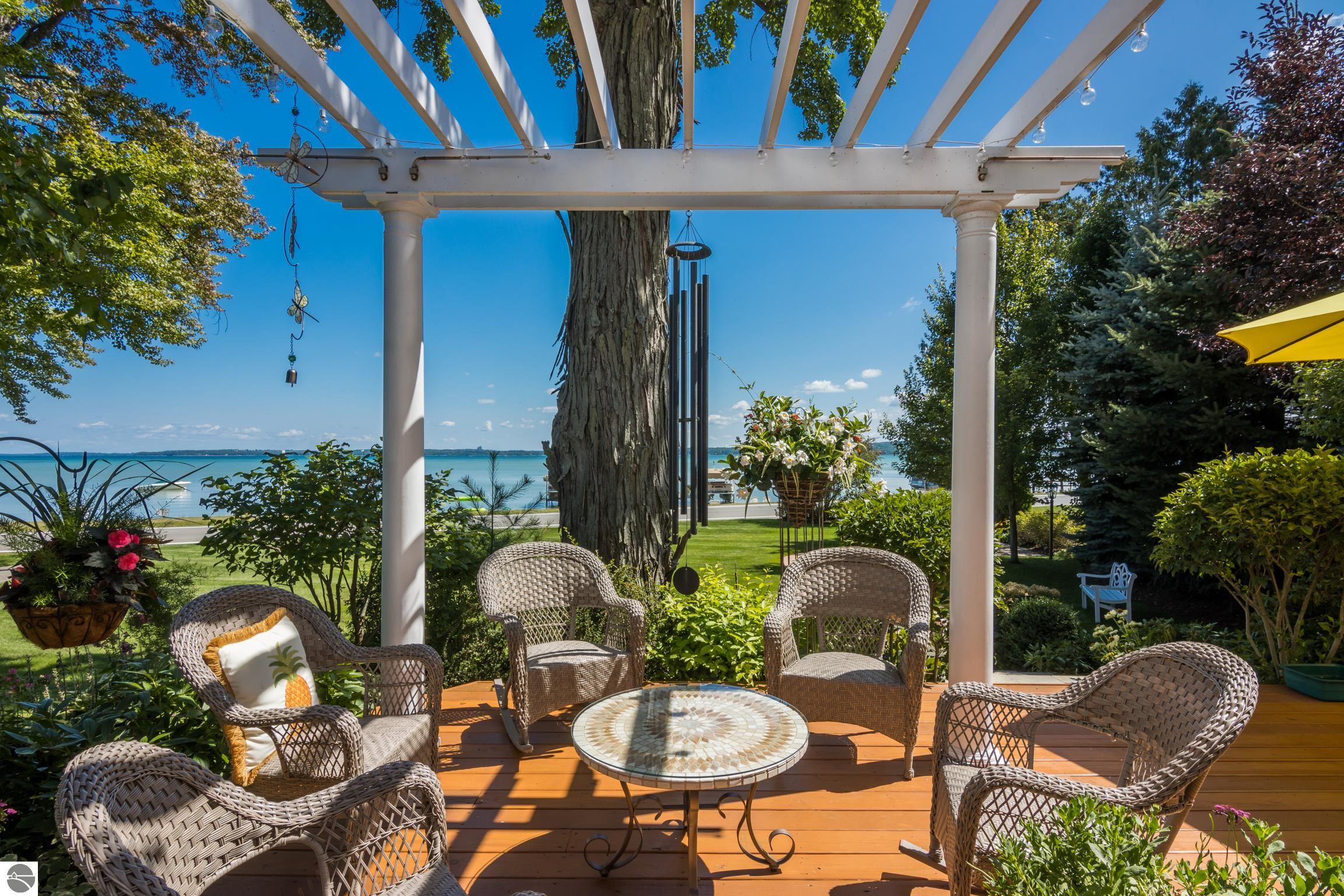 440 S East Bay Boulevard