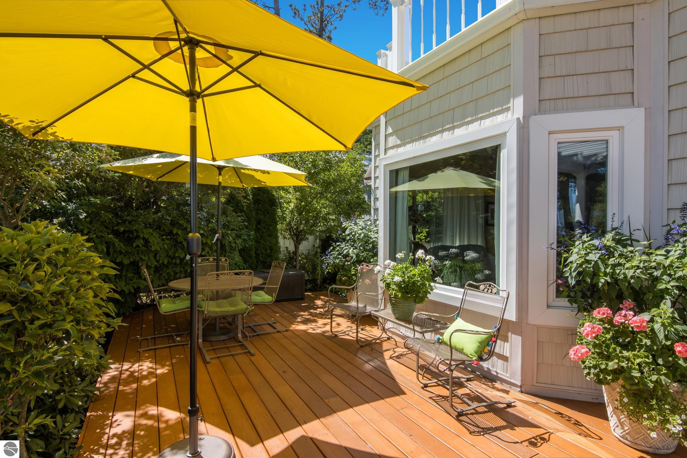 440 S East Bay Boulevard