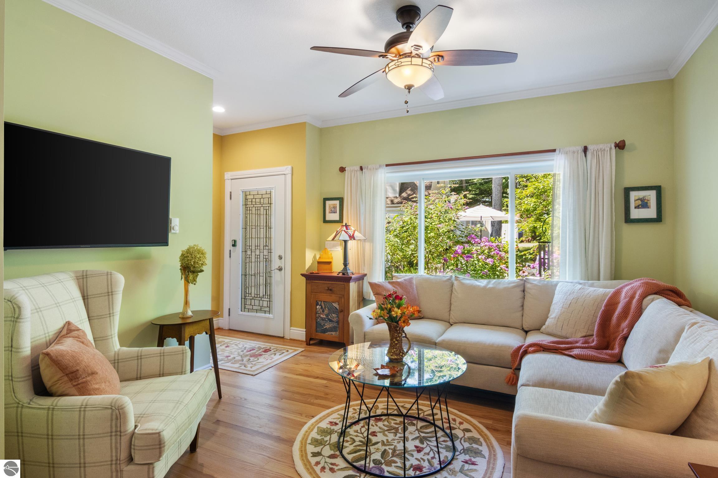 440 S East Bay Boulevard