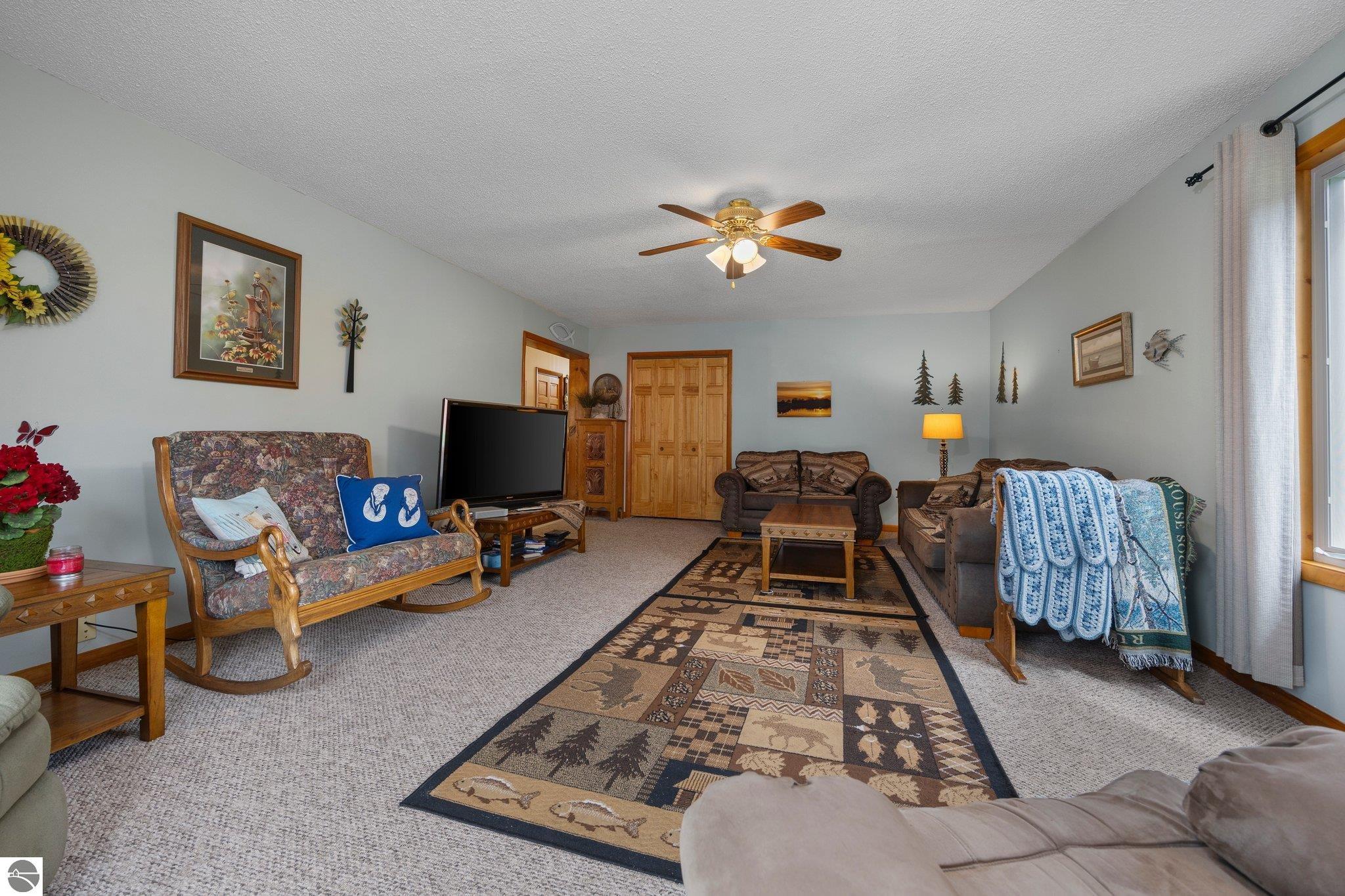 6080 River Road