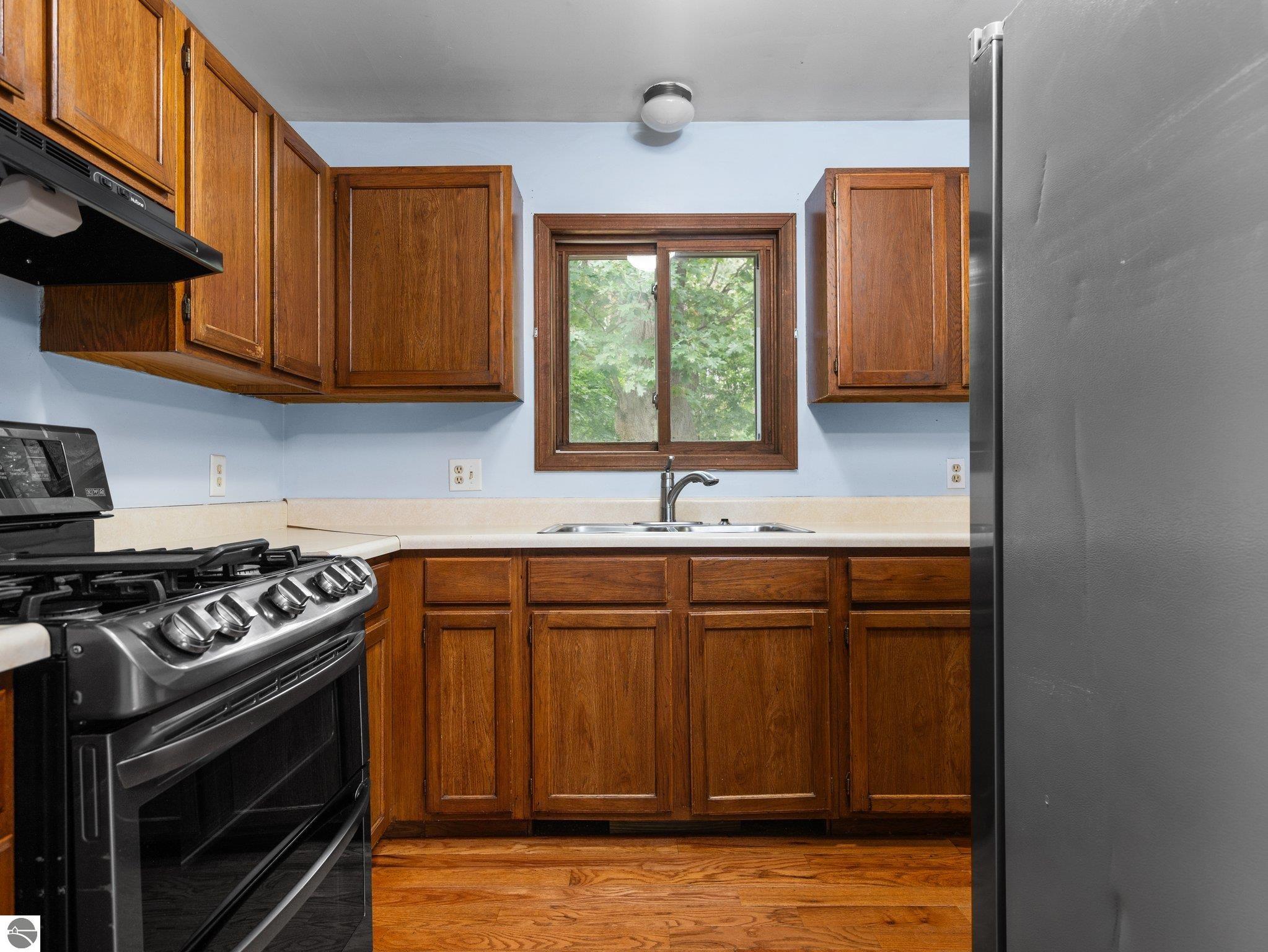4956 W Red Oaks Drive