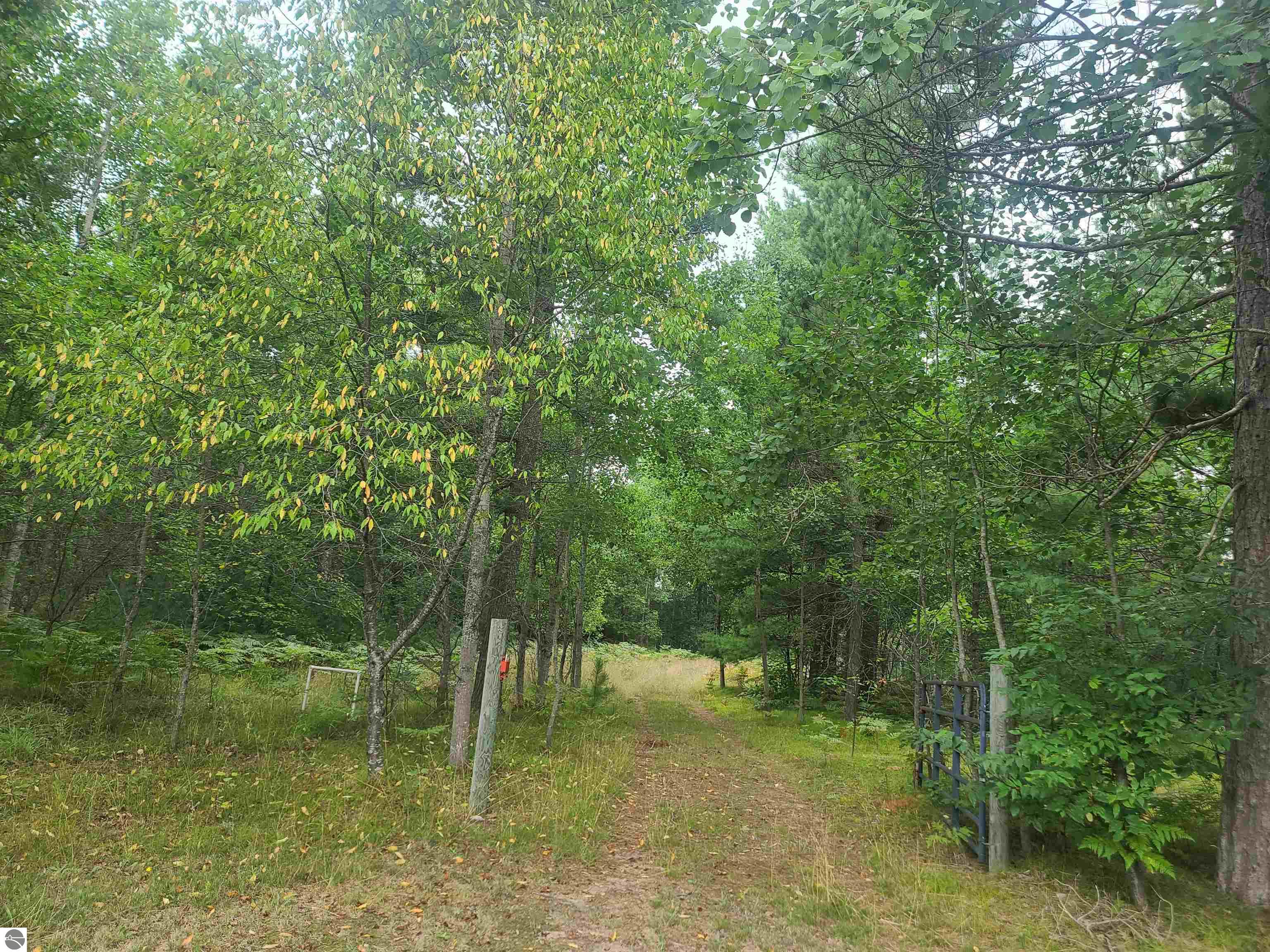 2513 NW Smith Lake Road