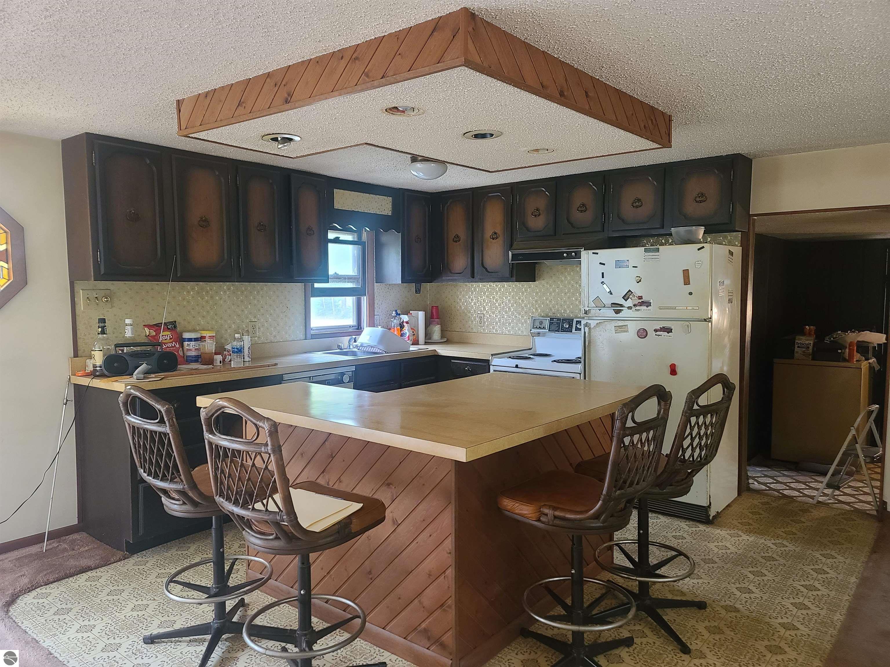 2513 NW Smith Lake Road