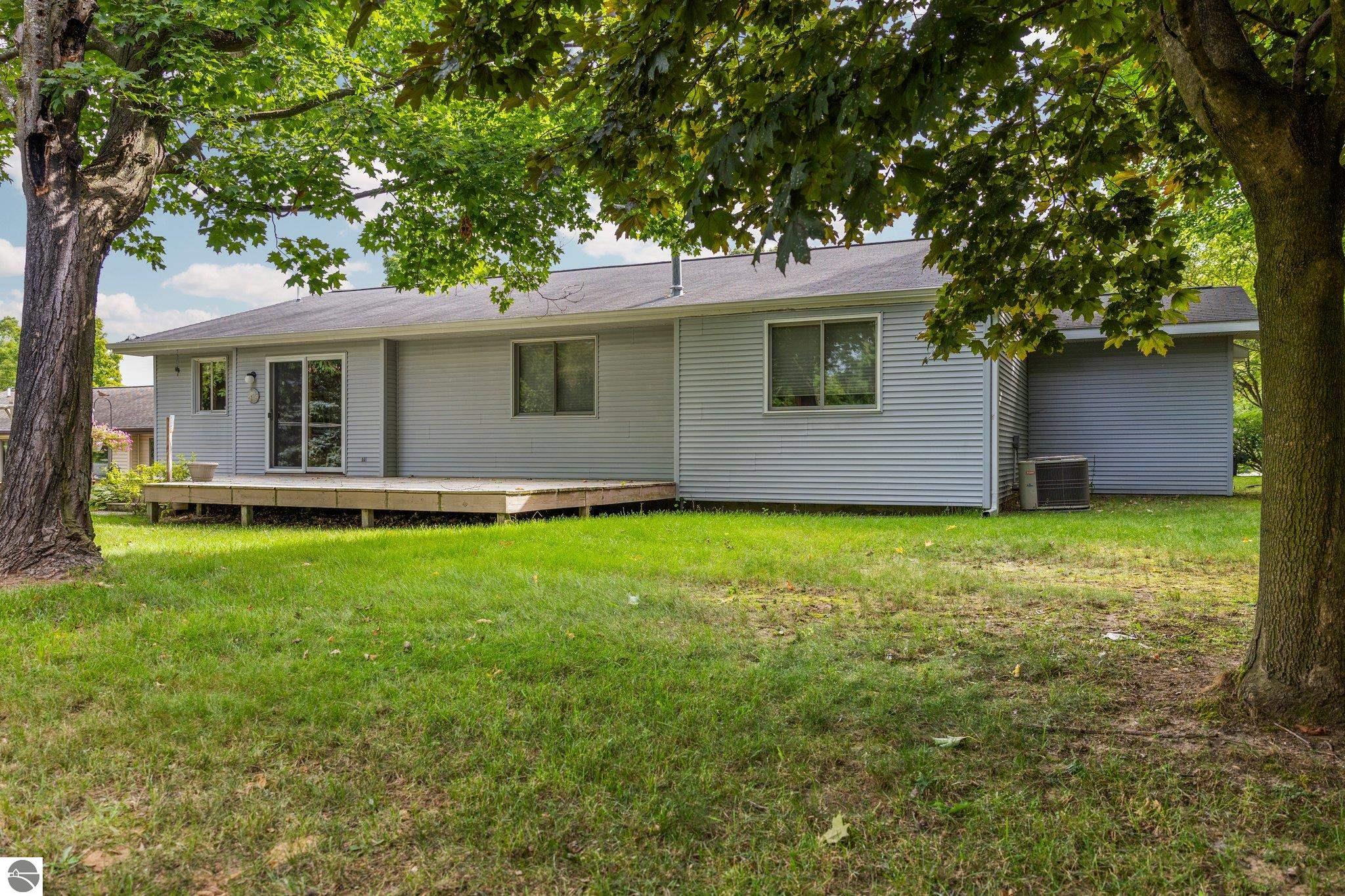 1520 Arnold Court