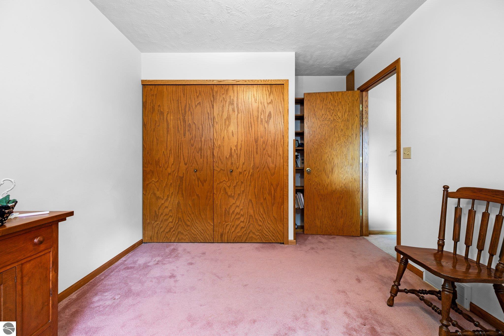 1520 Arnold Court