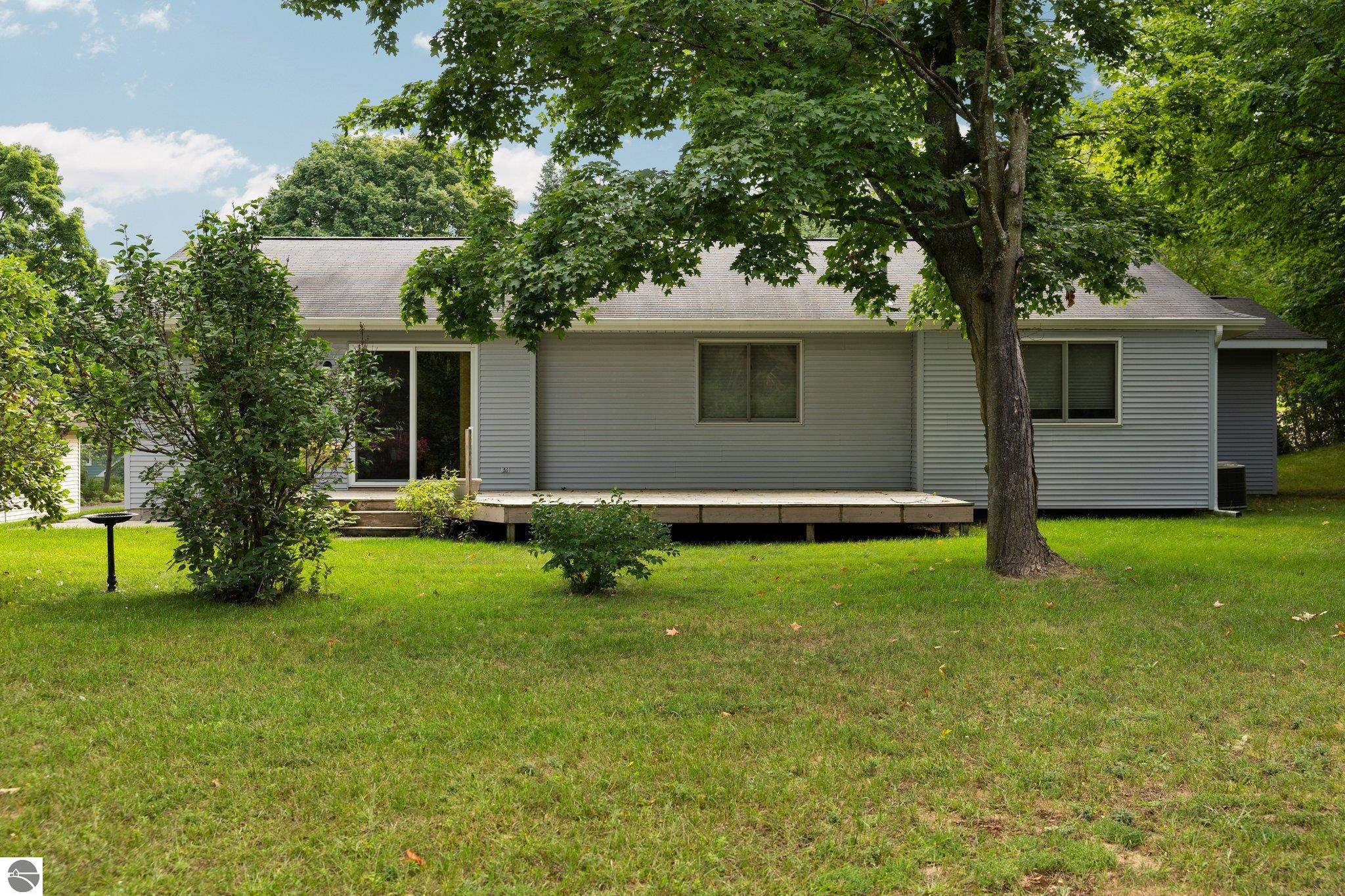 1520 Arnold Court