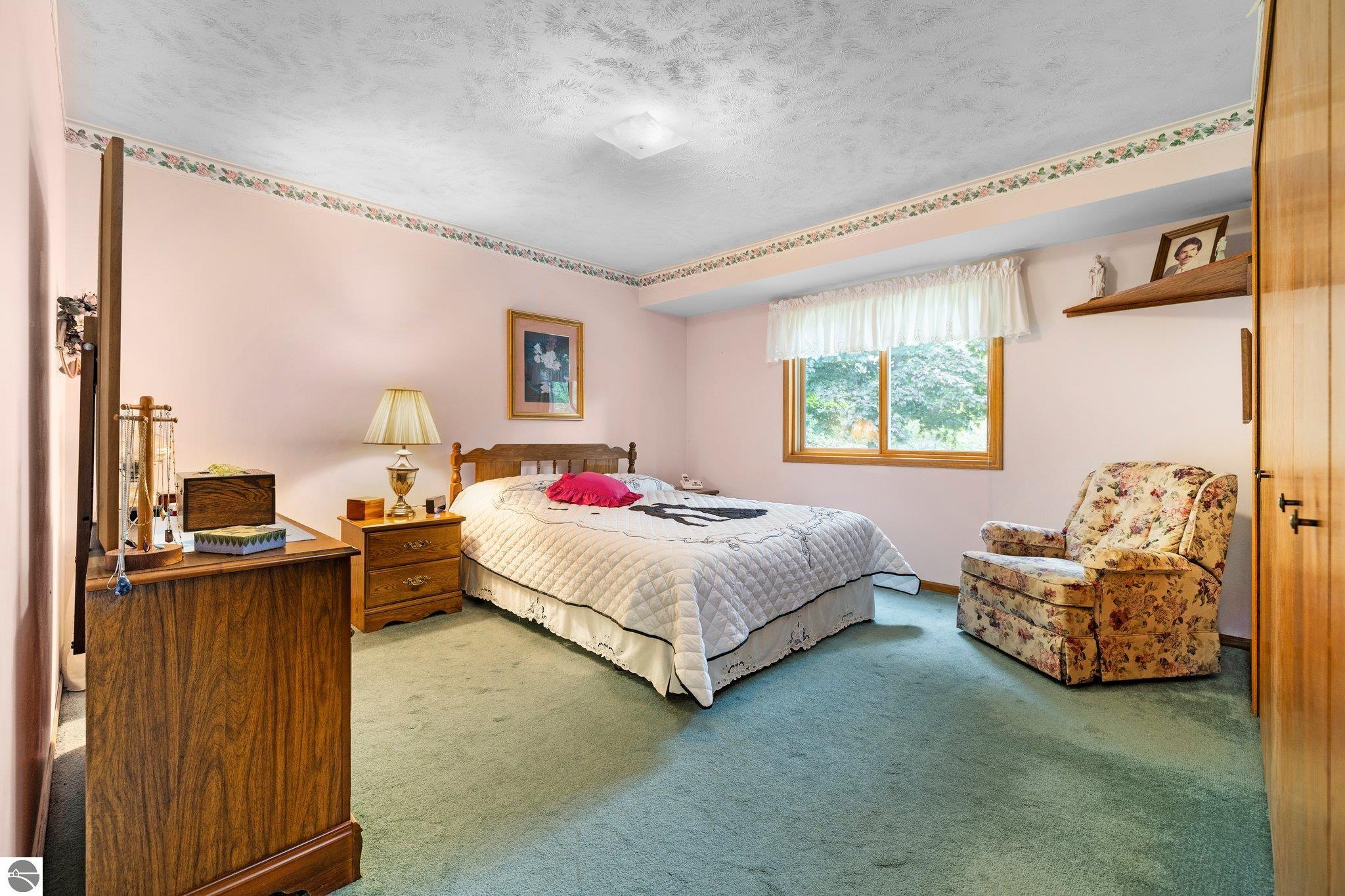 1520 Arnold Court