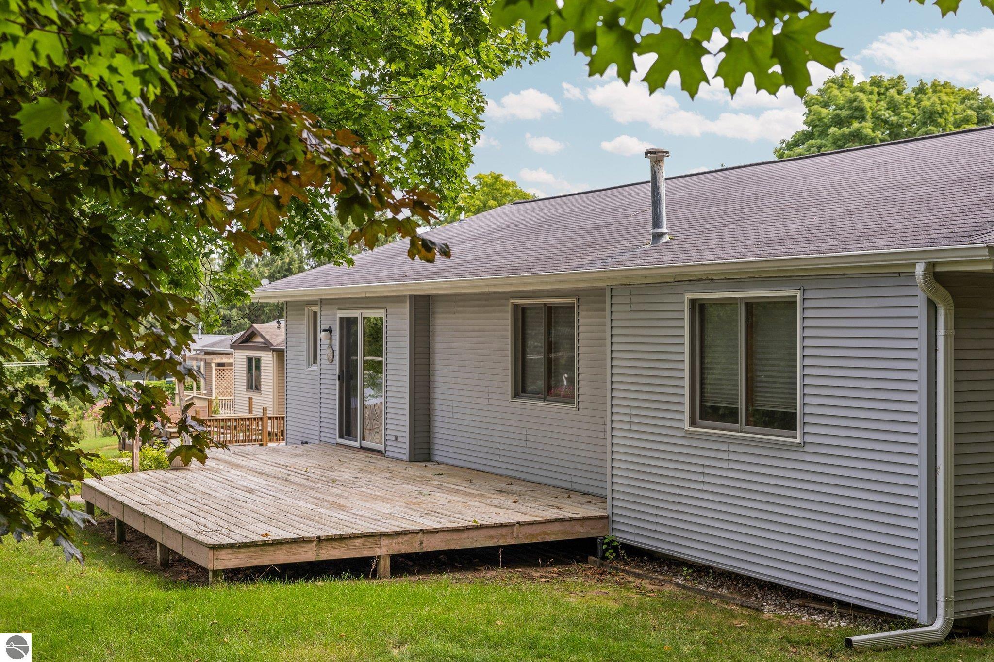 1520 Arnold Court