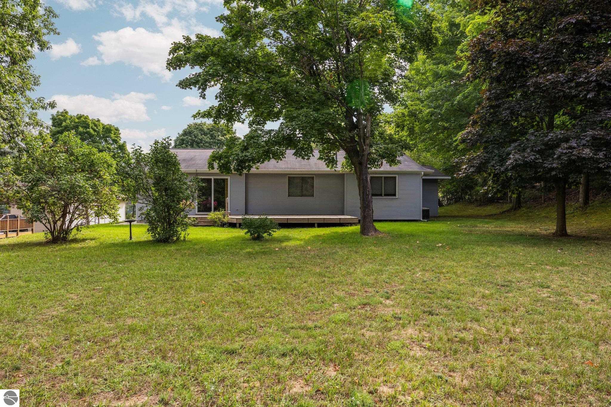 1520 Arnold Court
