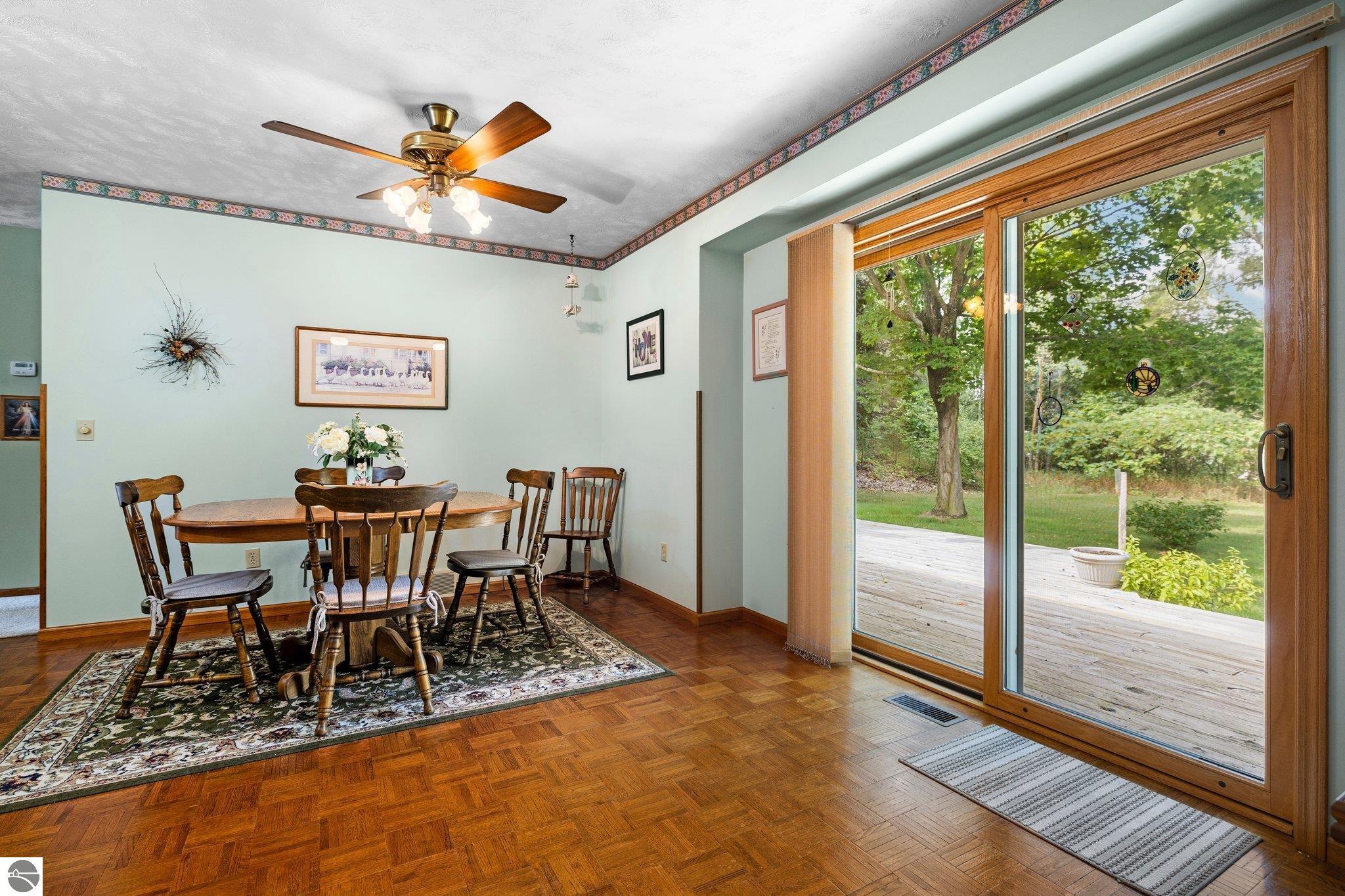 1520 Arnold Court
