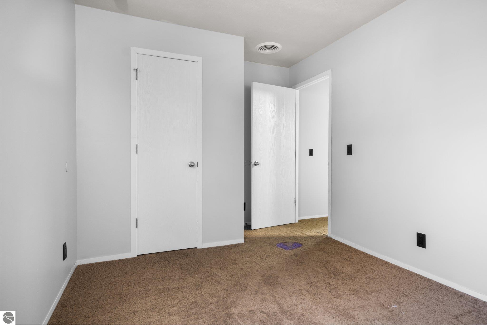 2652 Ray Boulevard