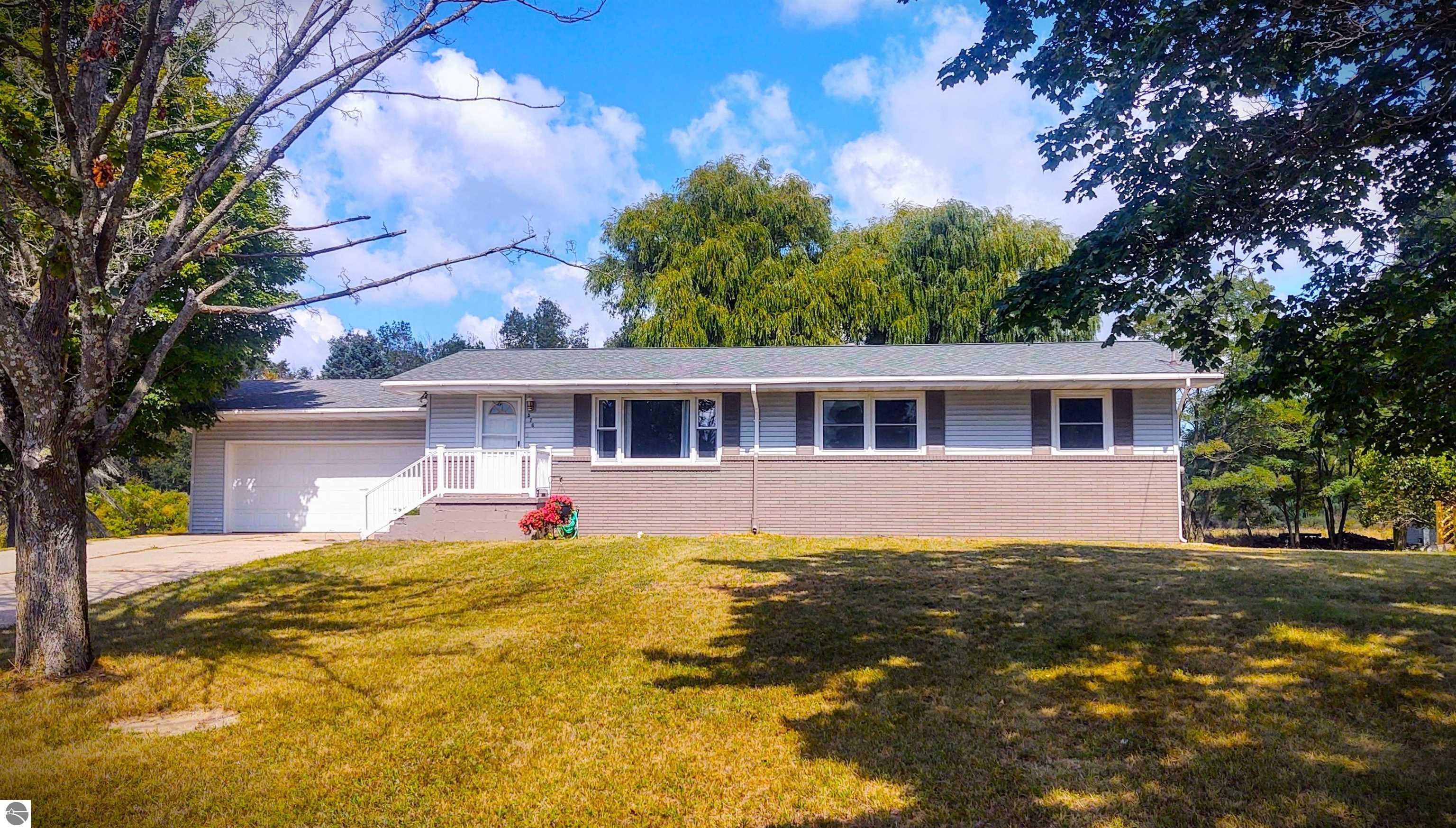 576 Holiday Drive
