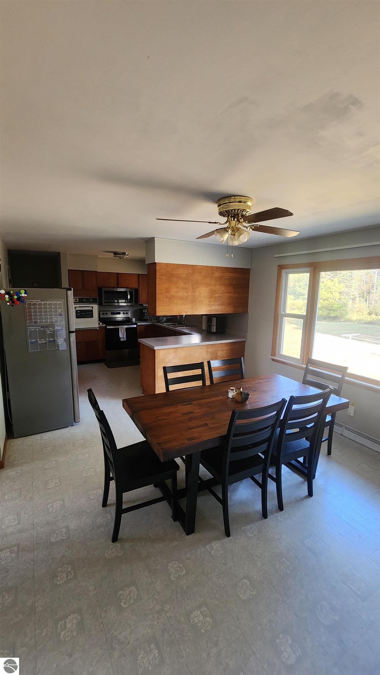 576 Holiday Drive