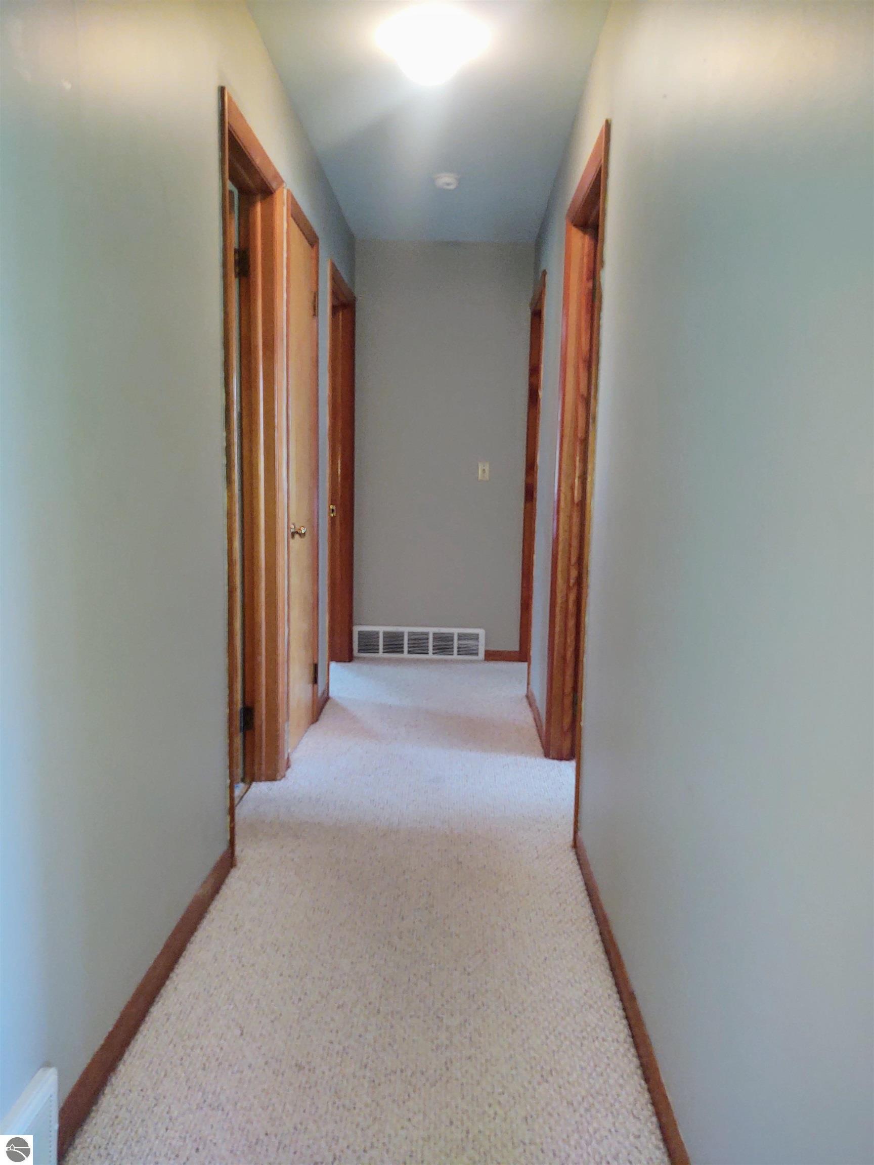 576 Holiday Drive