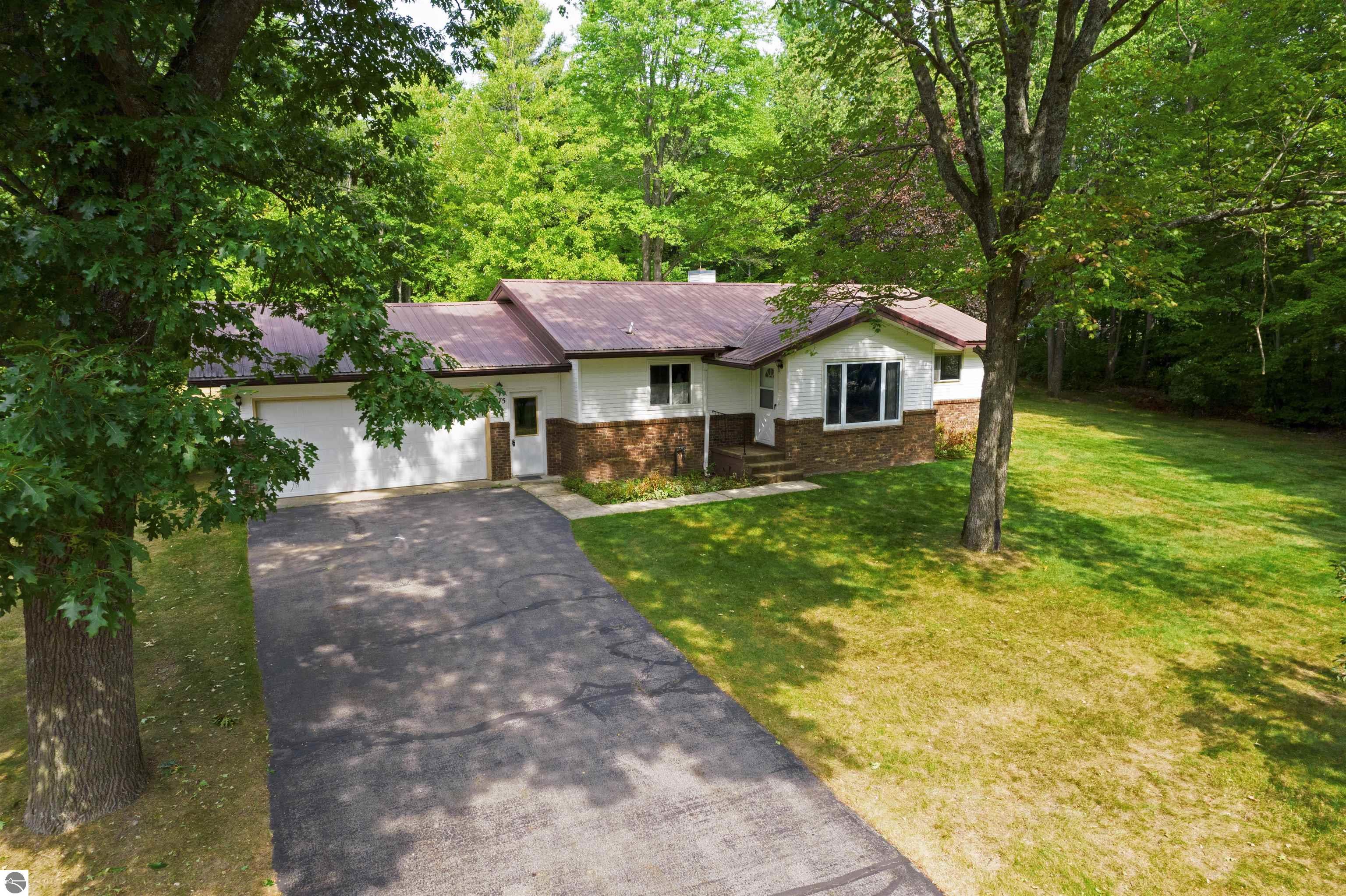 2675 W Log Lake Road