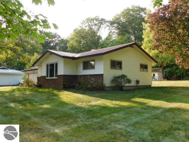 2675 W Log Lake Road