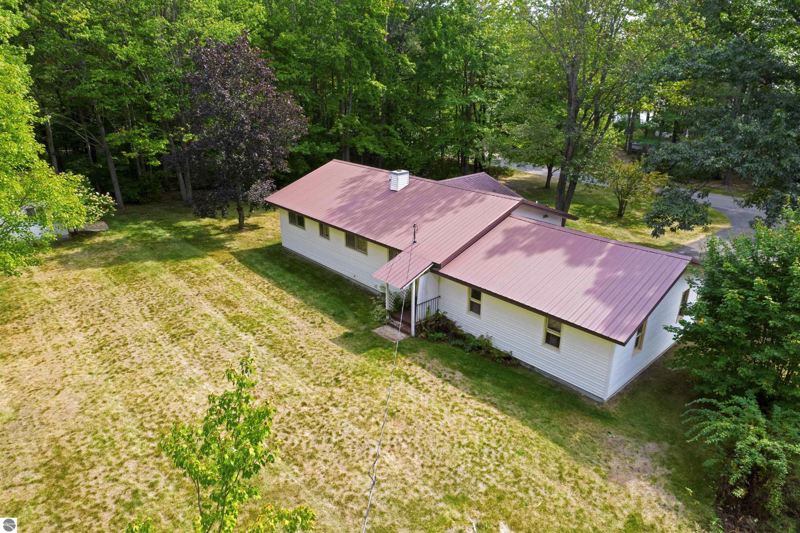 2675 W Log Lake Road