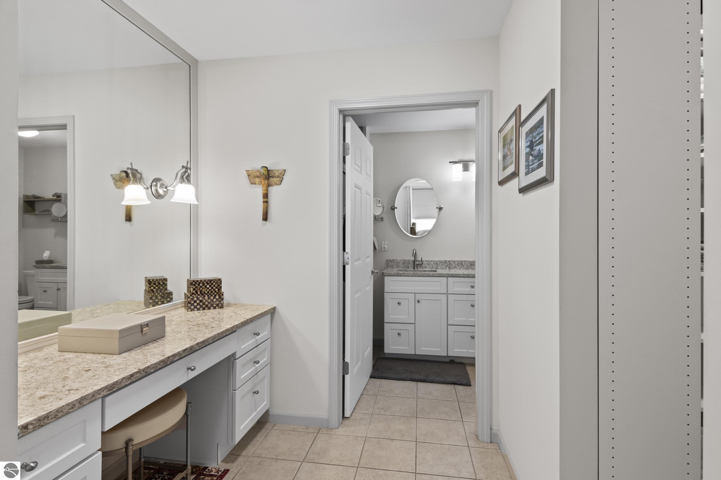 1122 Lake Ridge Drive # 103