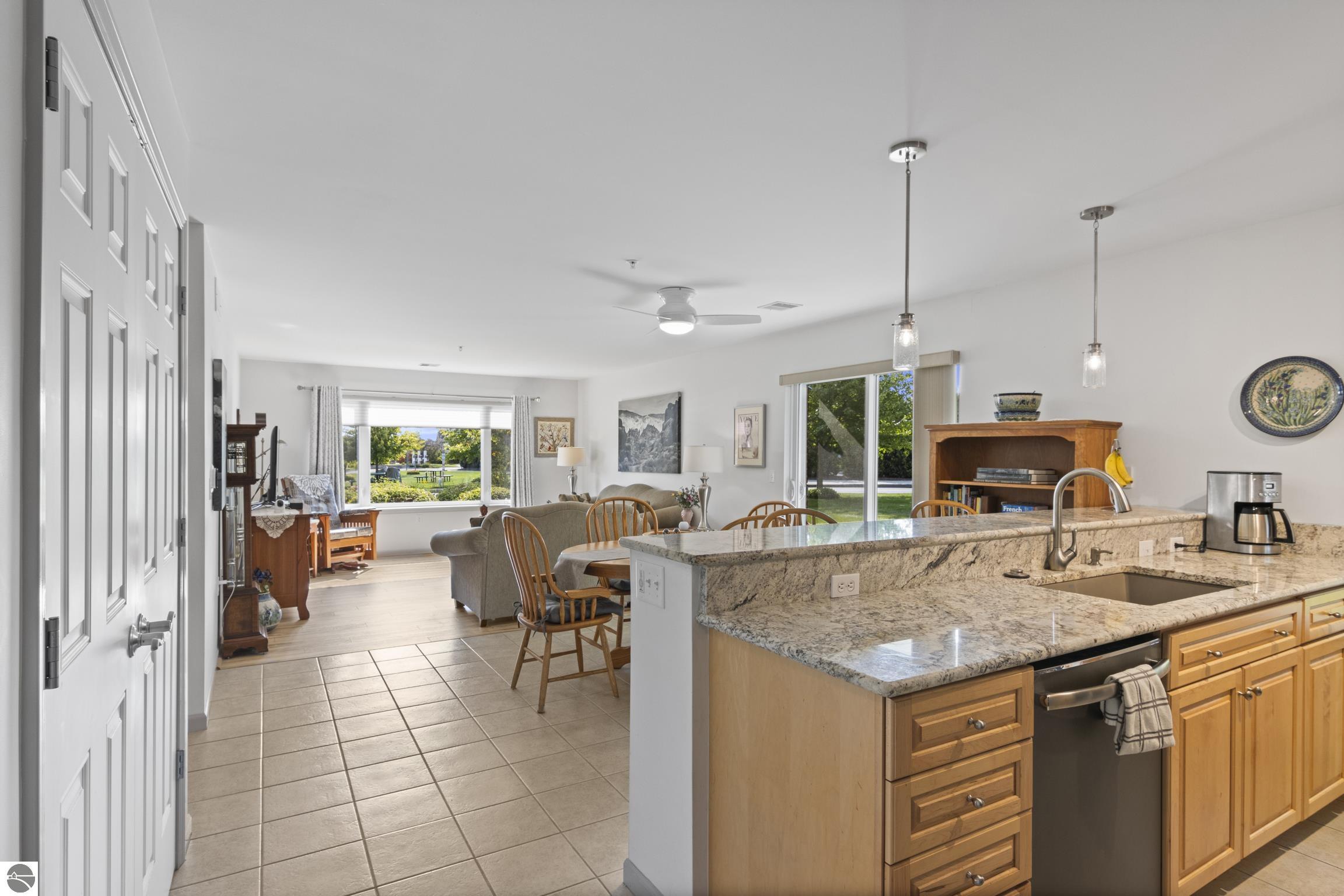 1122 Lake Ridge Drive # 103