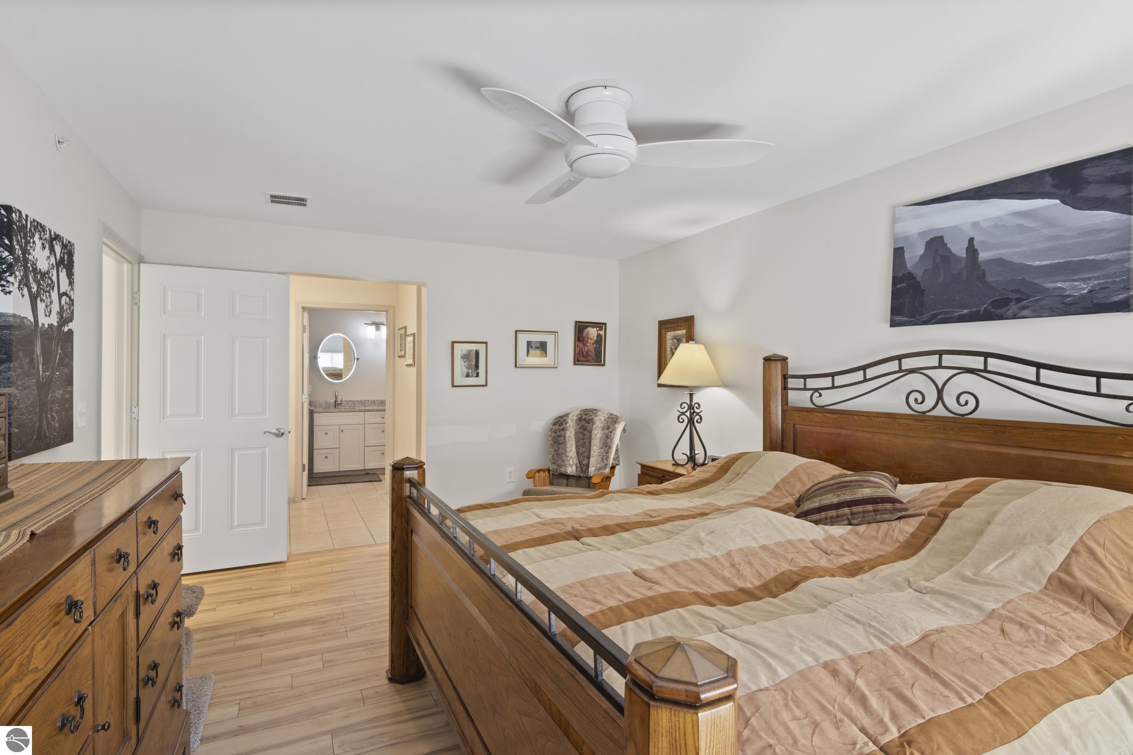 1122 Lake Ridge Drive # 103