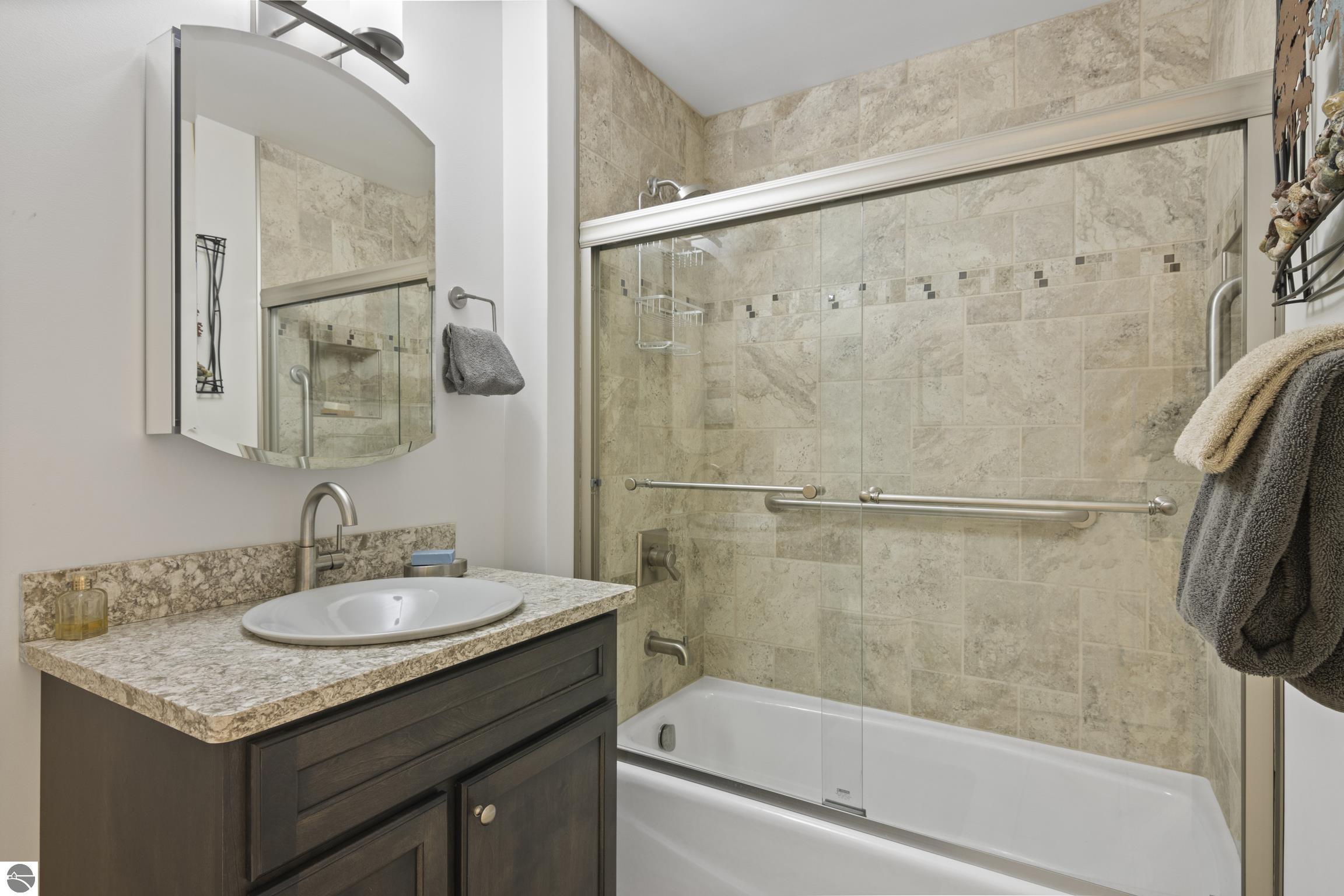 1122 Lake Ridge Drive # 103