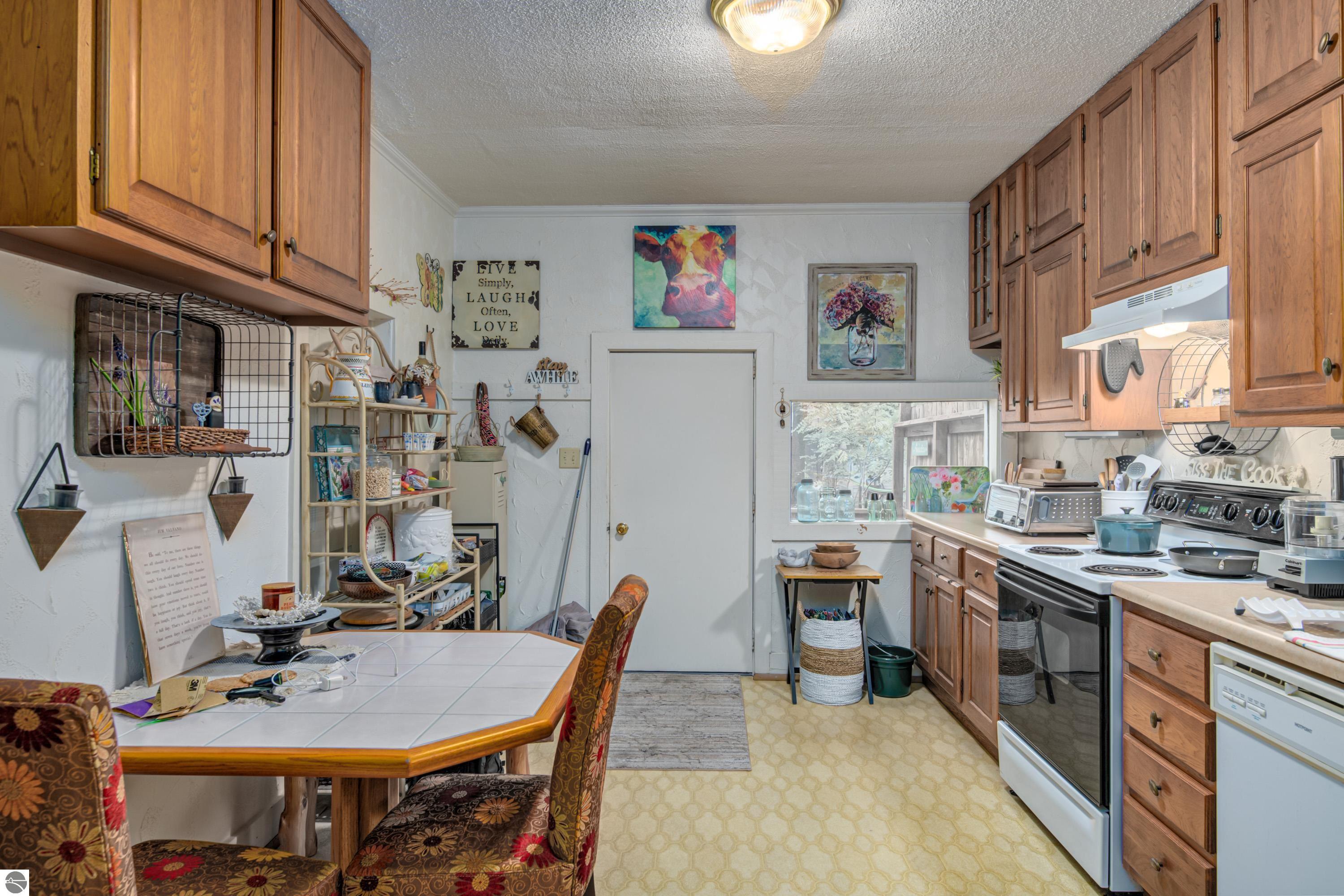 207 W Ninth Street