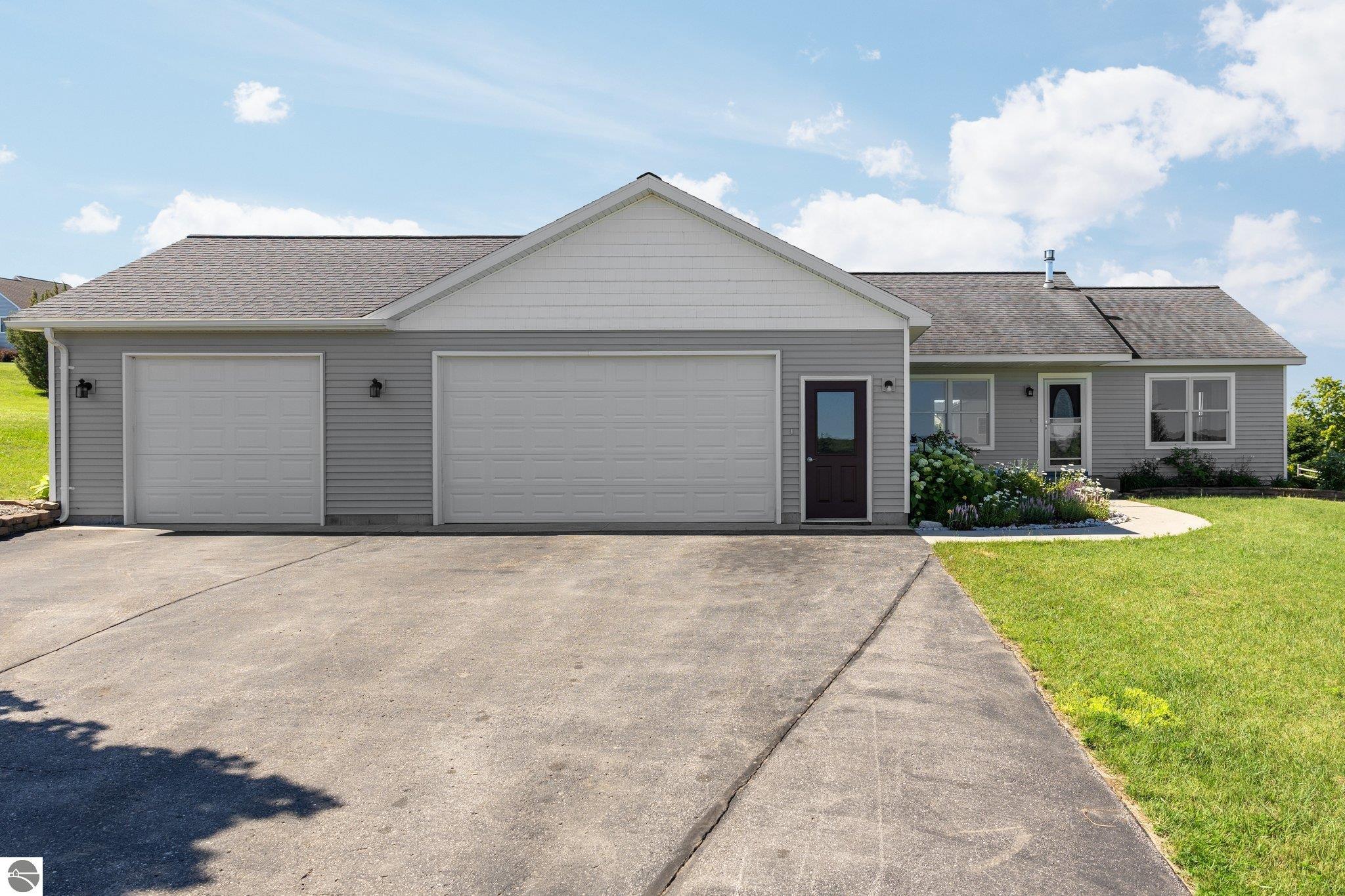 11116 E Meadow View Drive