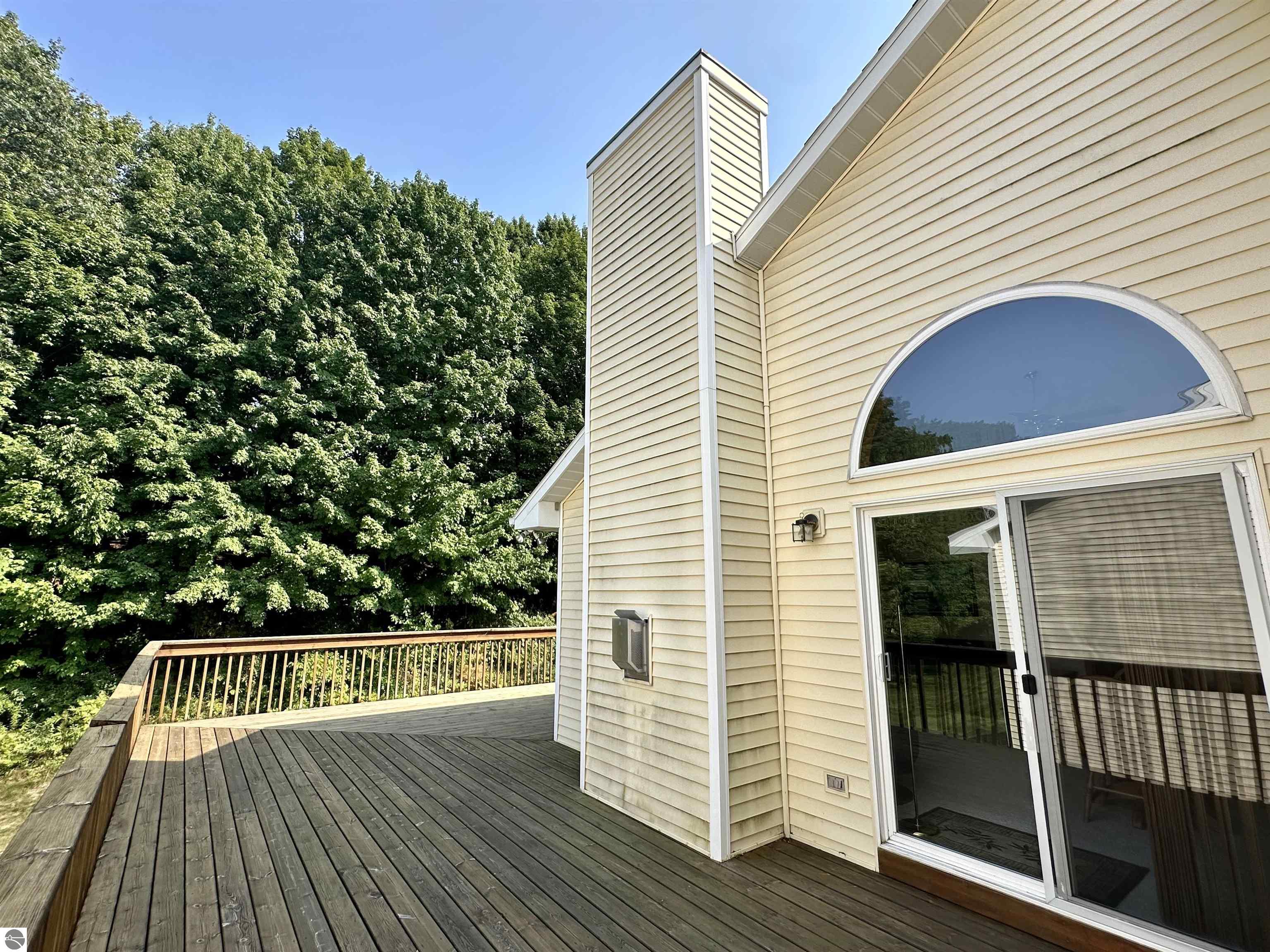 1685 Veterans Drive