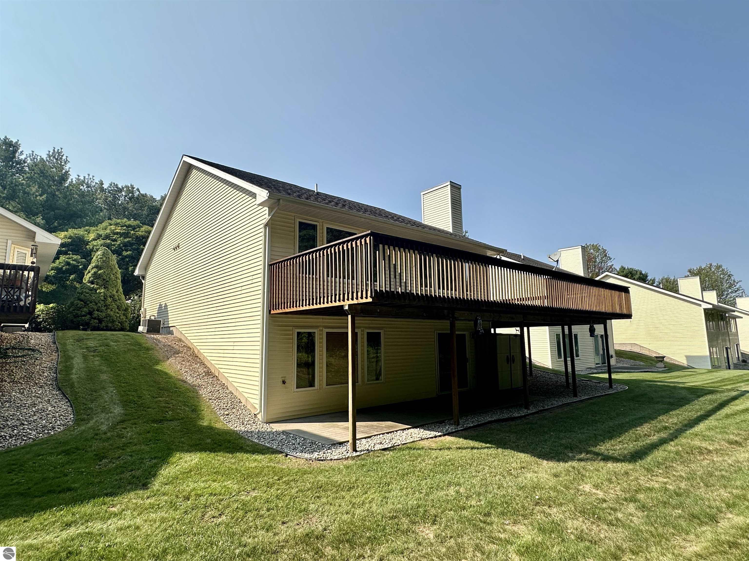 1685 Veterans Drive