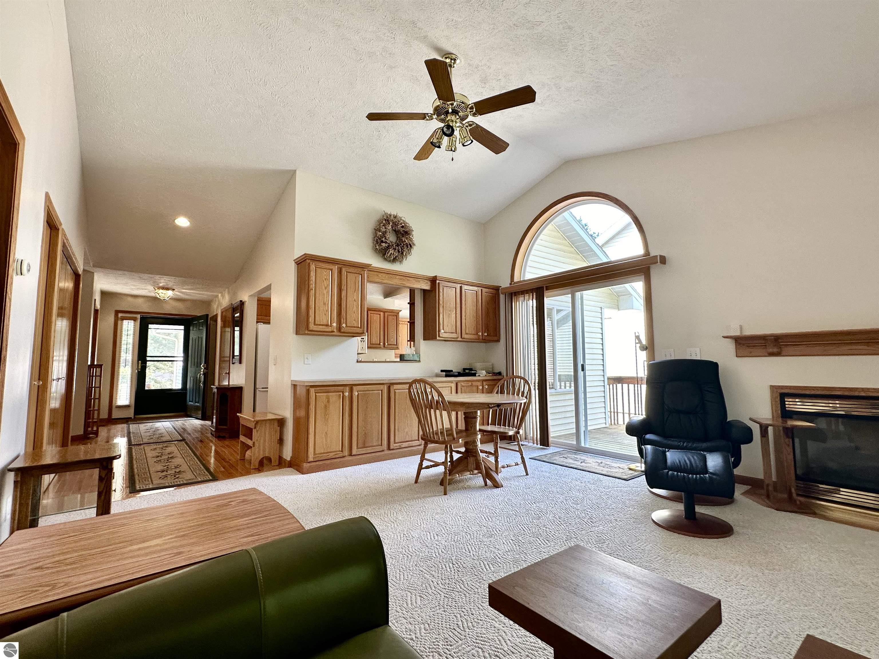 1685 Veterans Drive