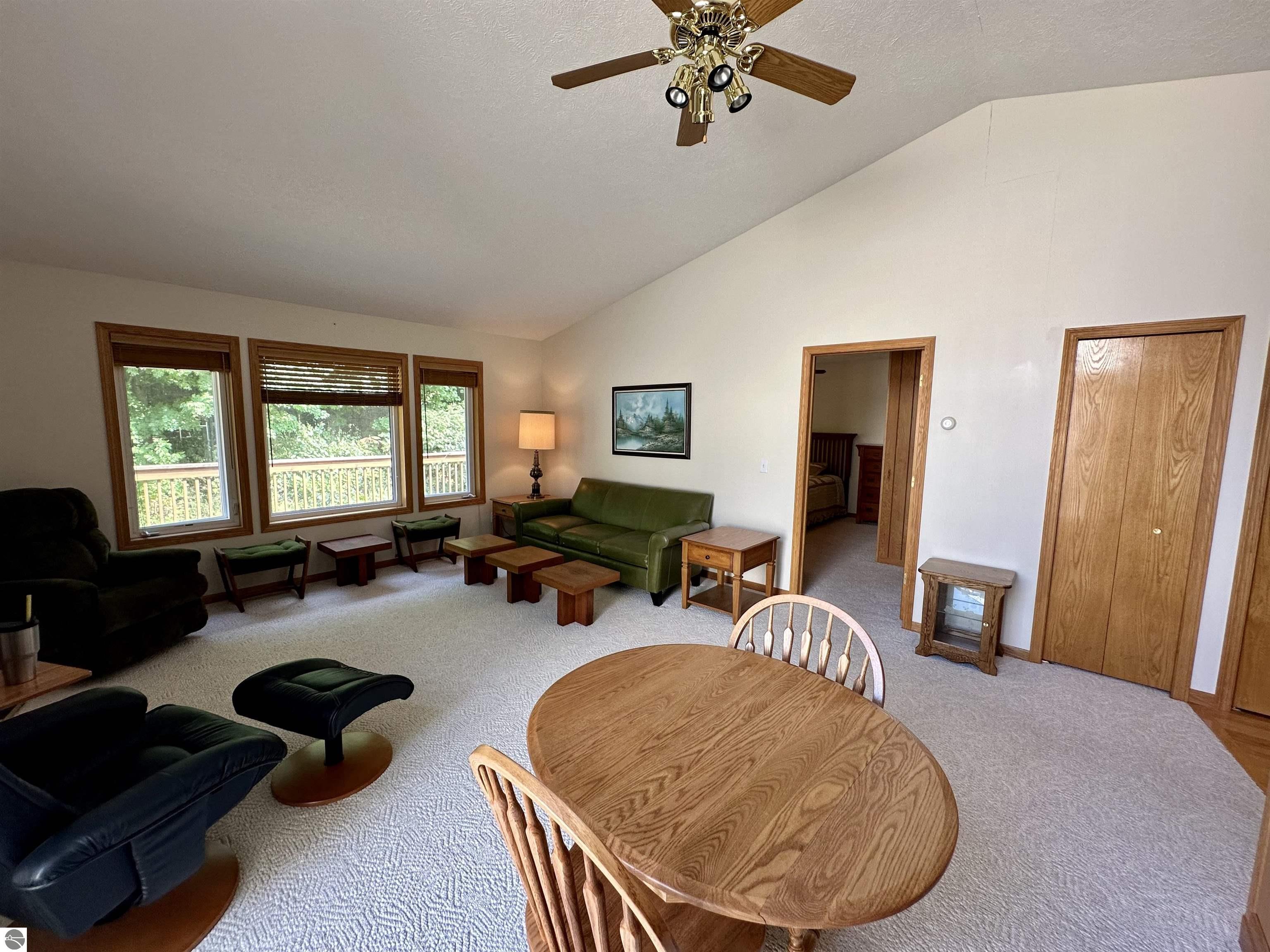 1685 Veterans Drive