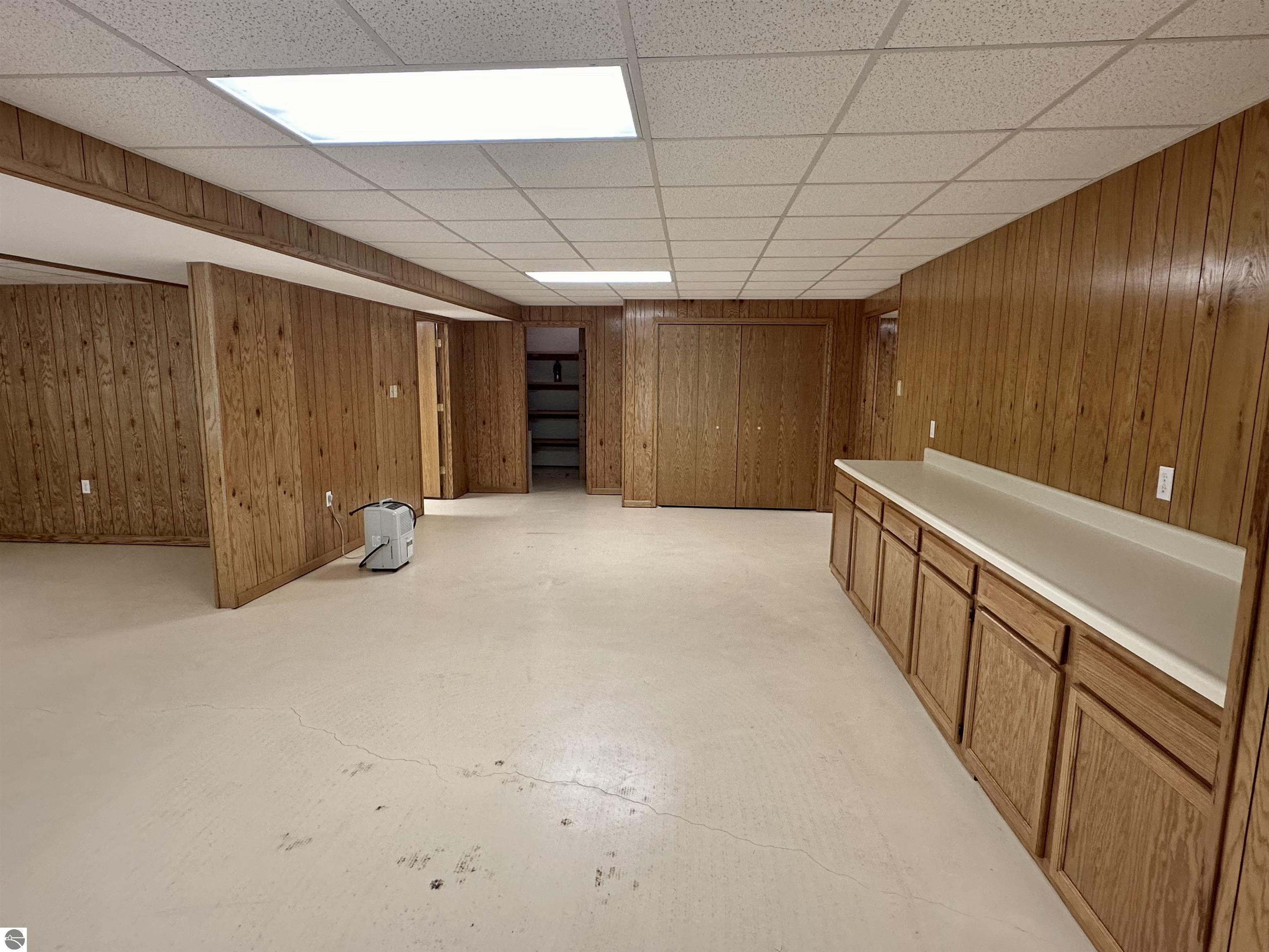 1685 Veterans Drive