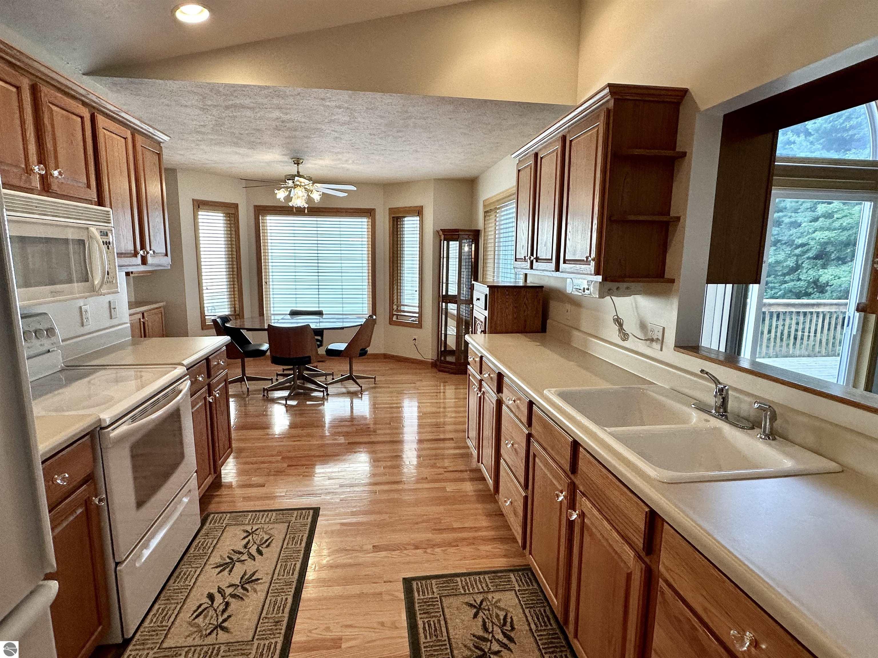 1685 Veterans Drive