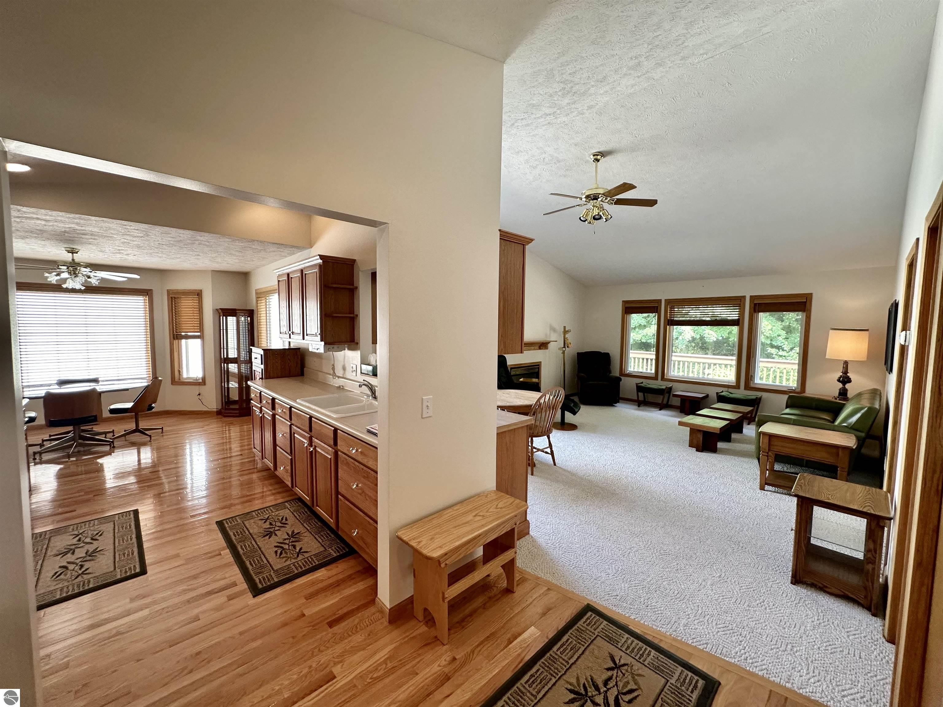 1685 Veterans Drive