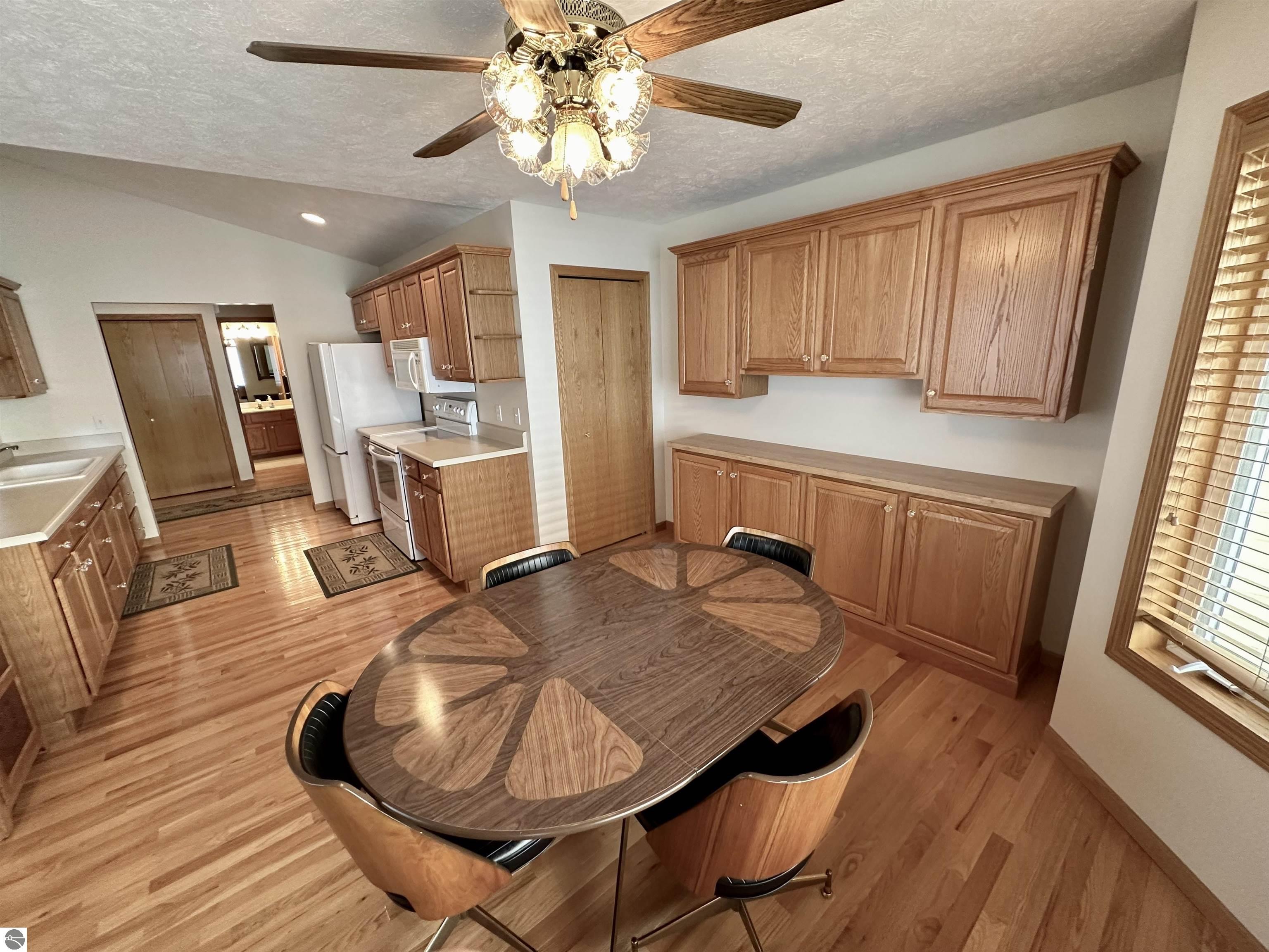 1685 Veterans Drive