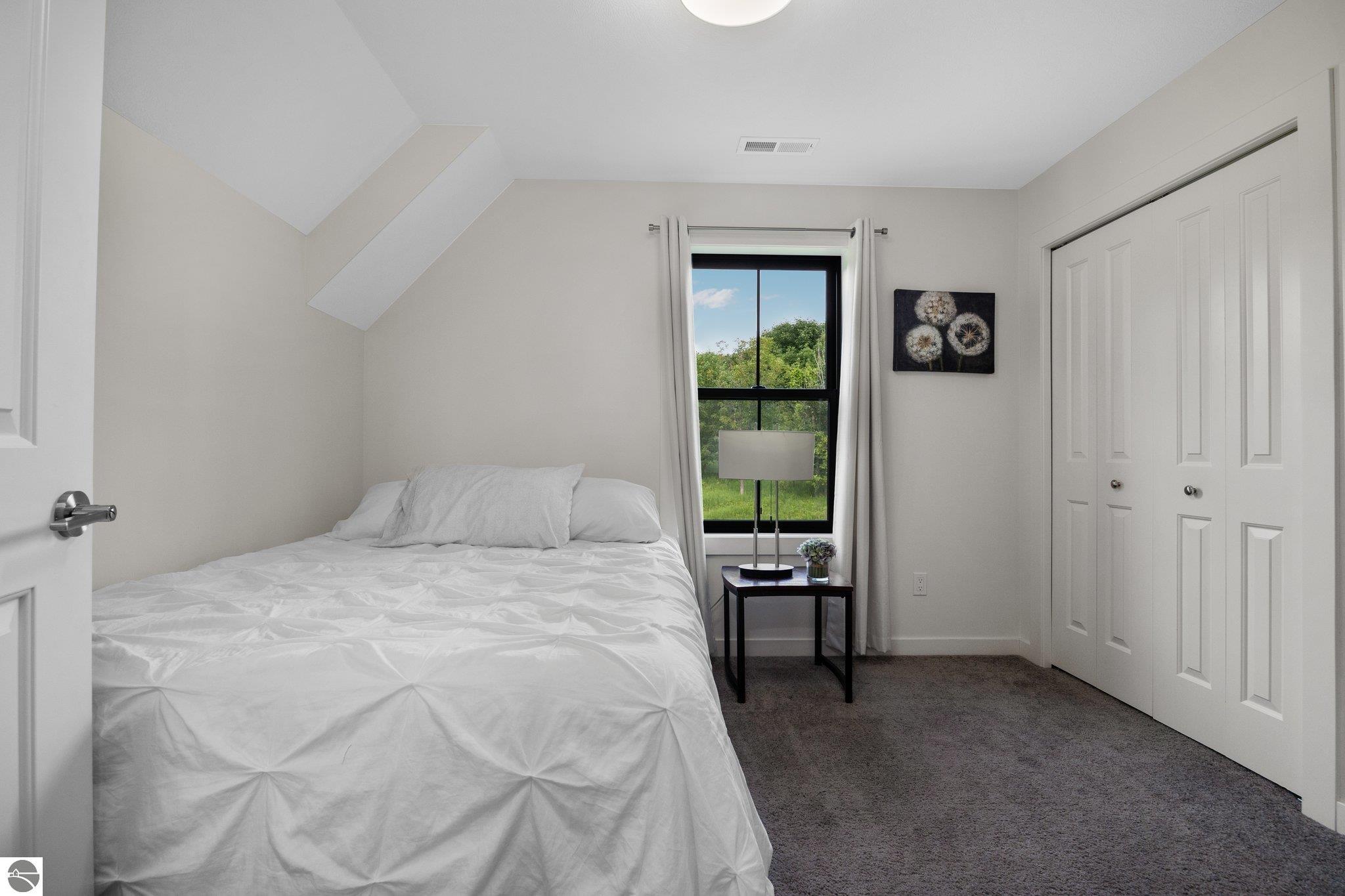 5104 S Shore View Circle