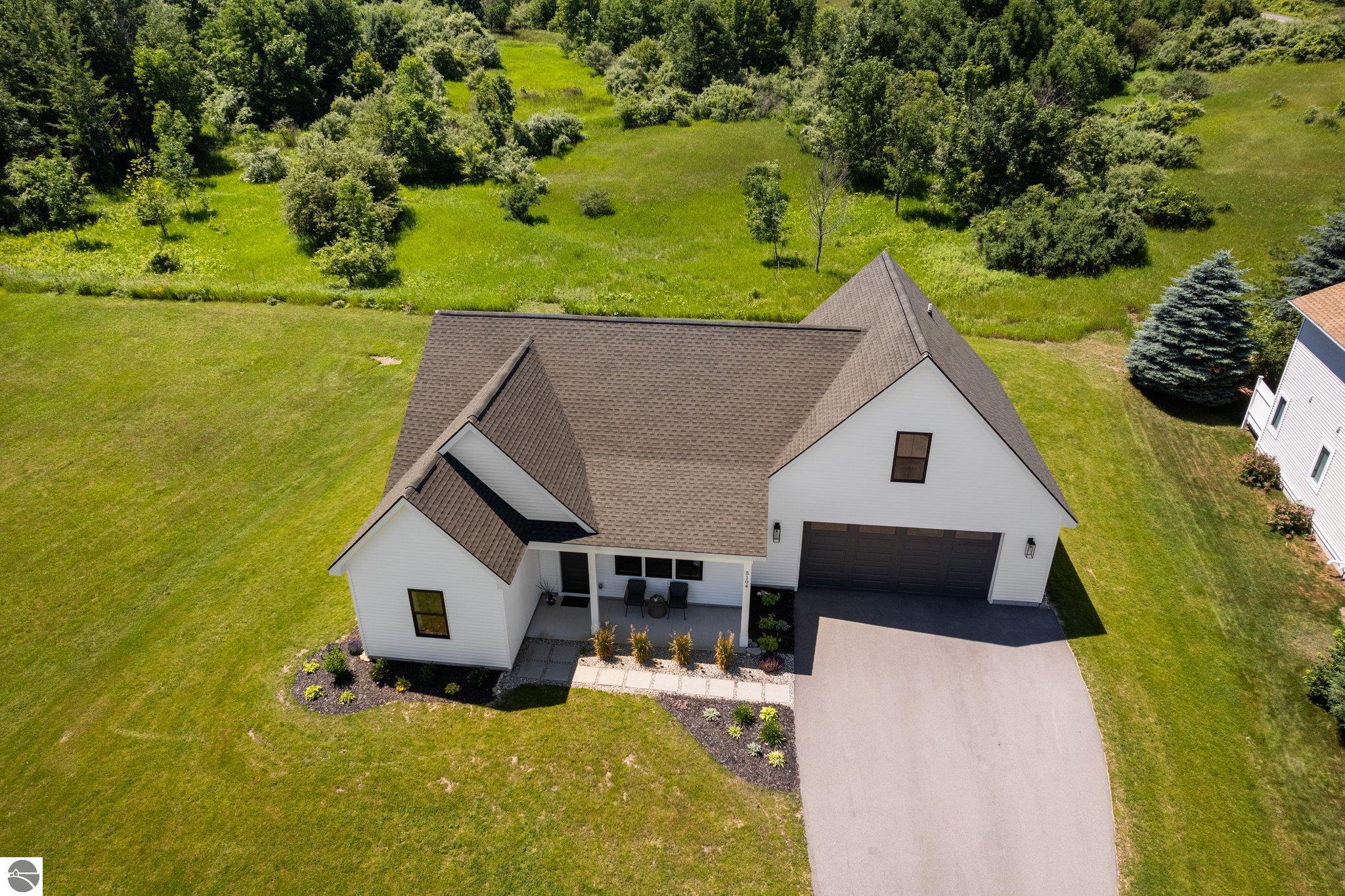 5104 S Shore View Circle