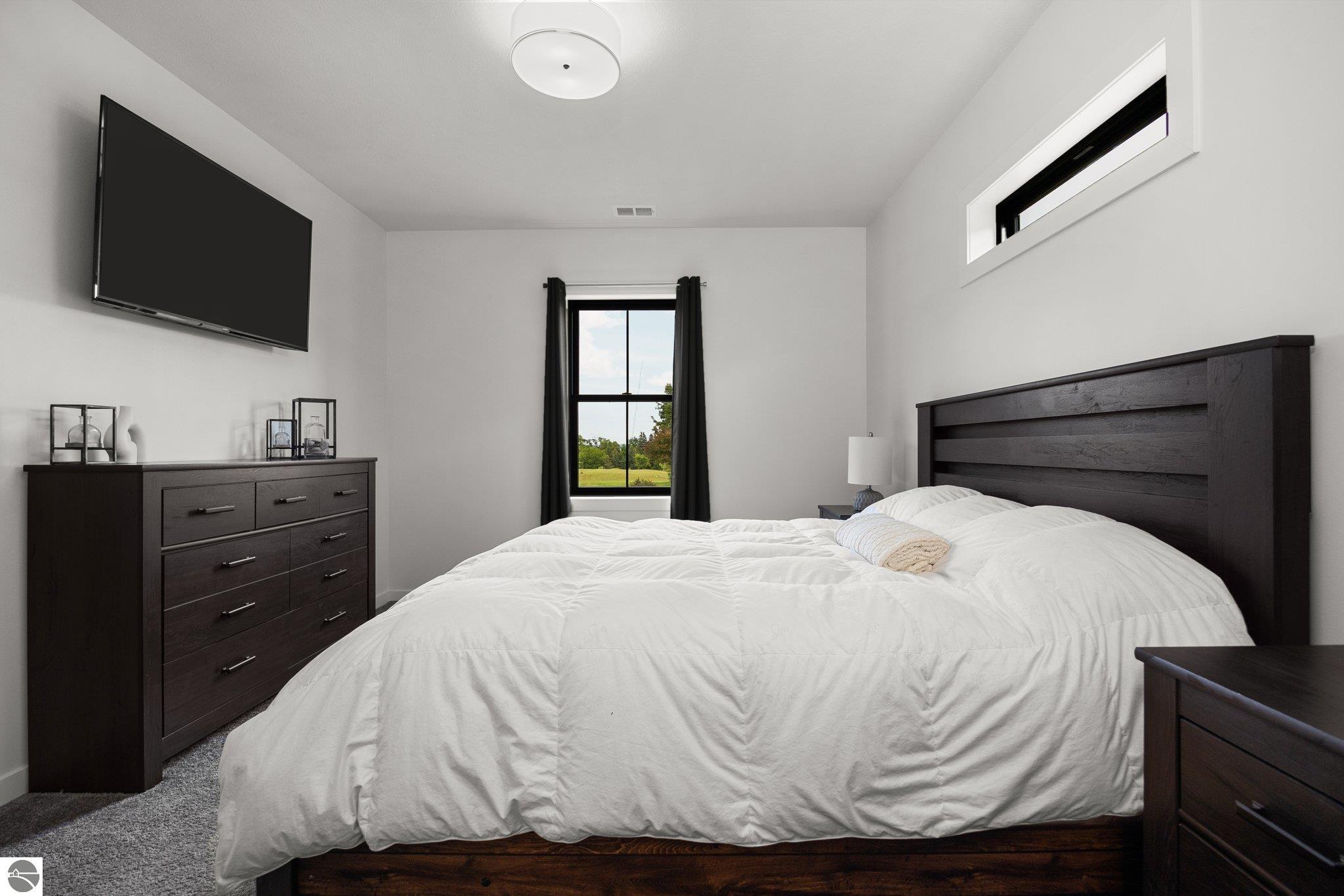 5104 S Shore View Circle
