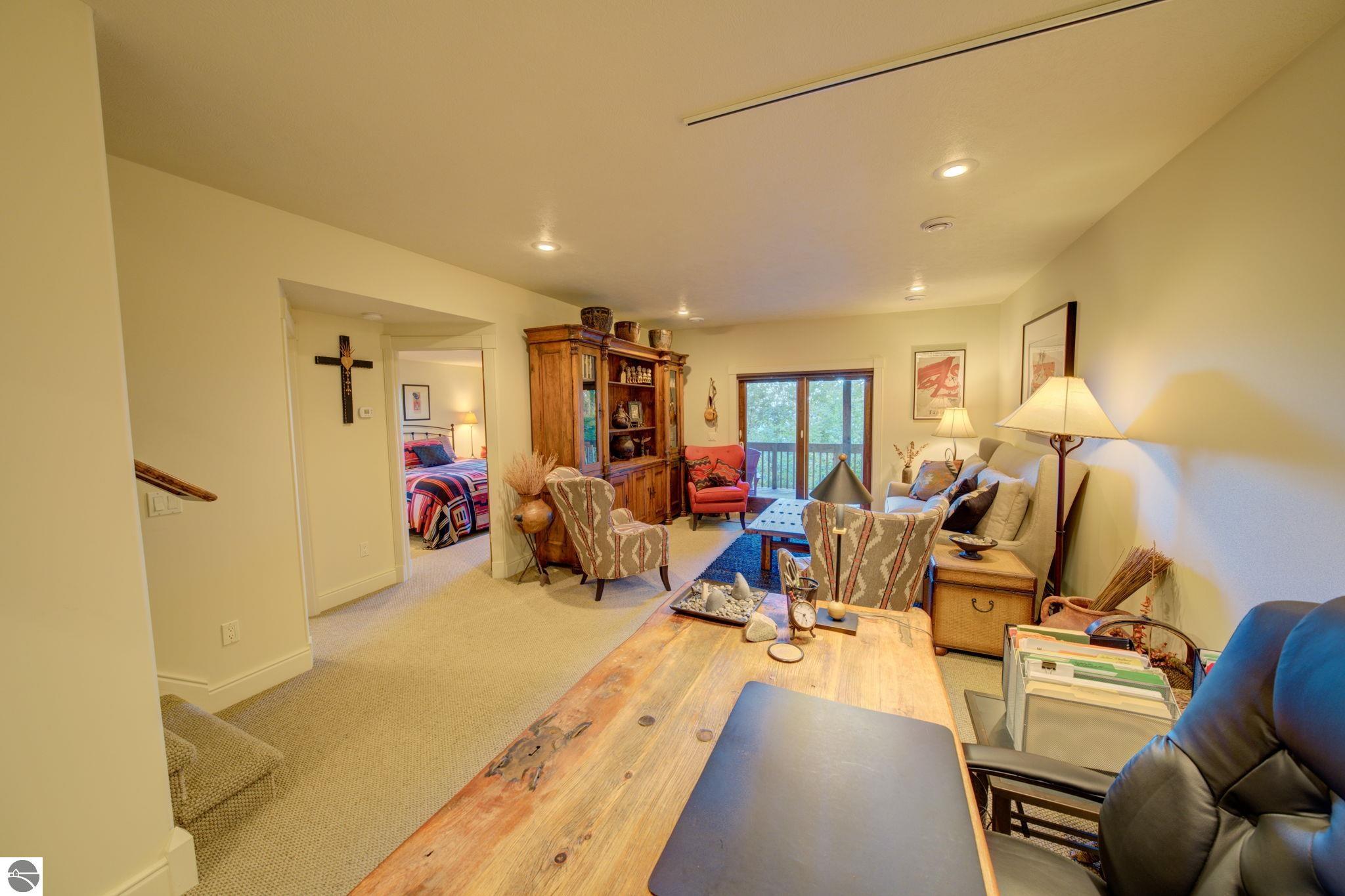 1031 S Bay View Trail