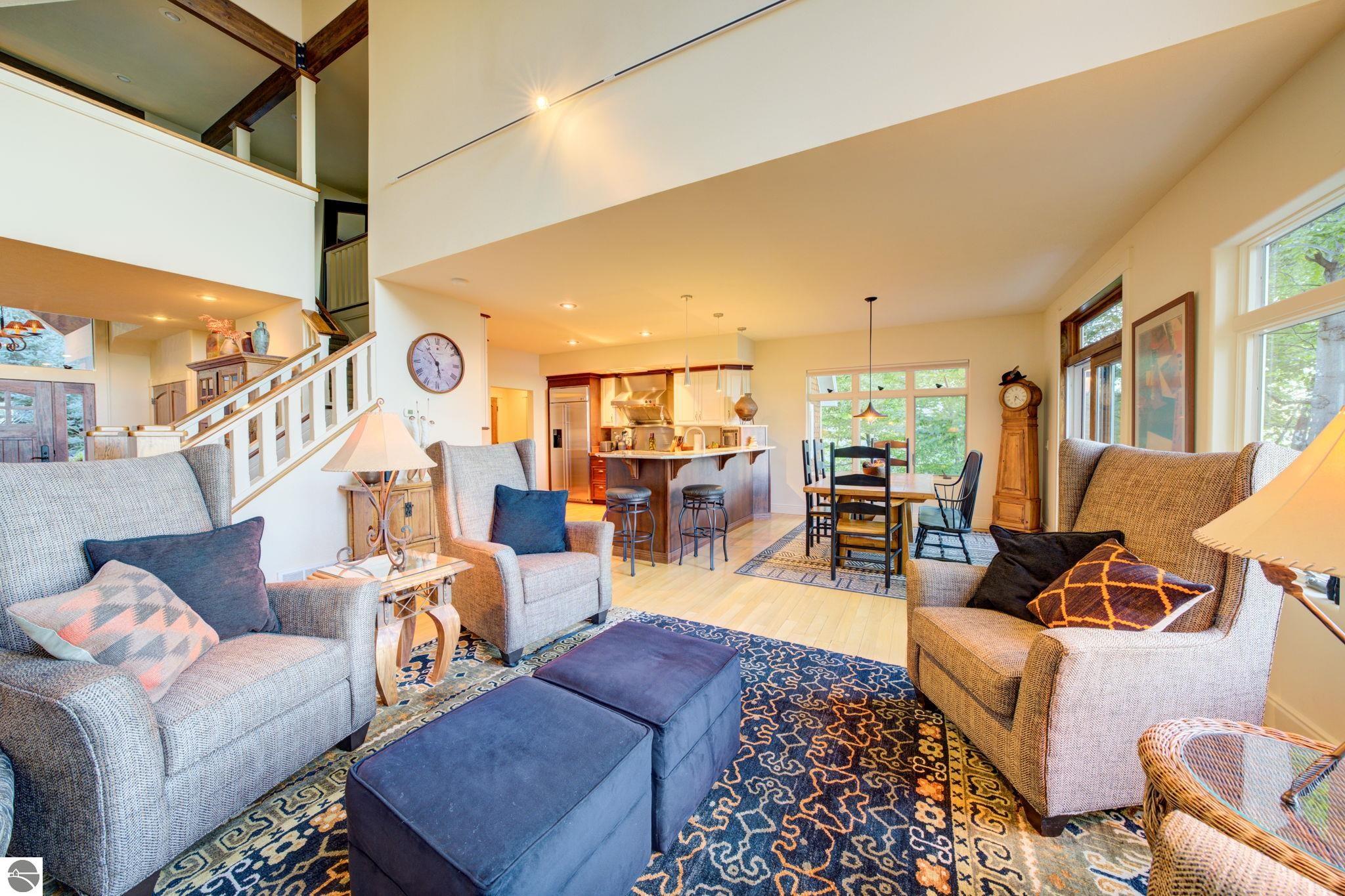1031 S Bay View Trail