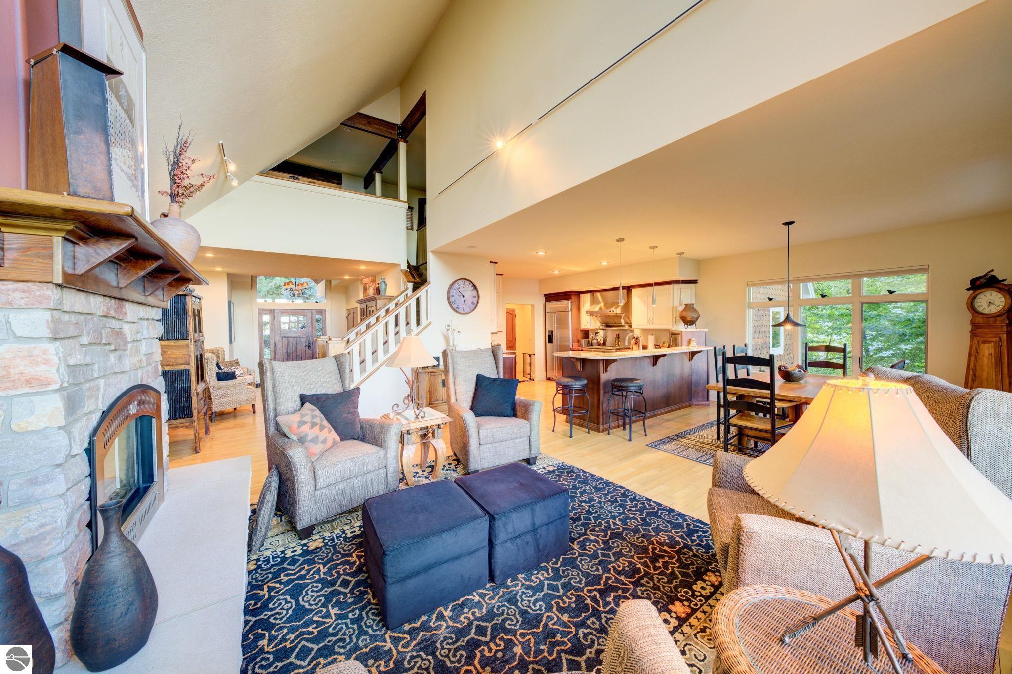 1031 S Bay View Trail