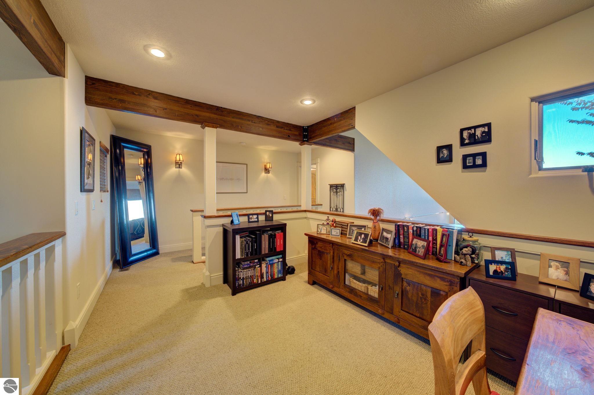 1031 S Bay View Trail