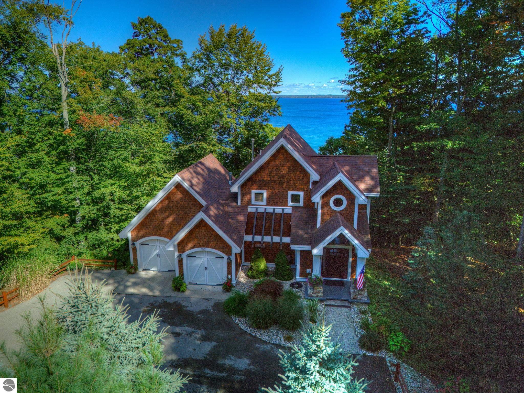 1031 S Bay View Trail